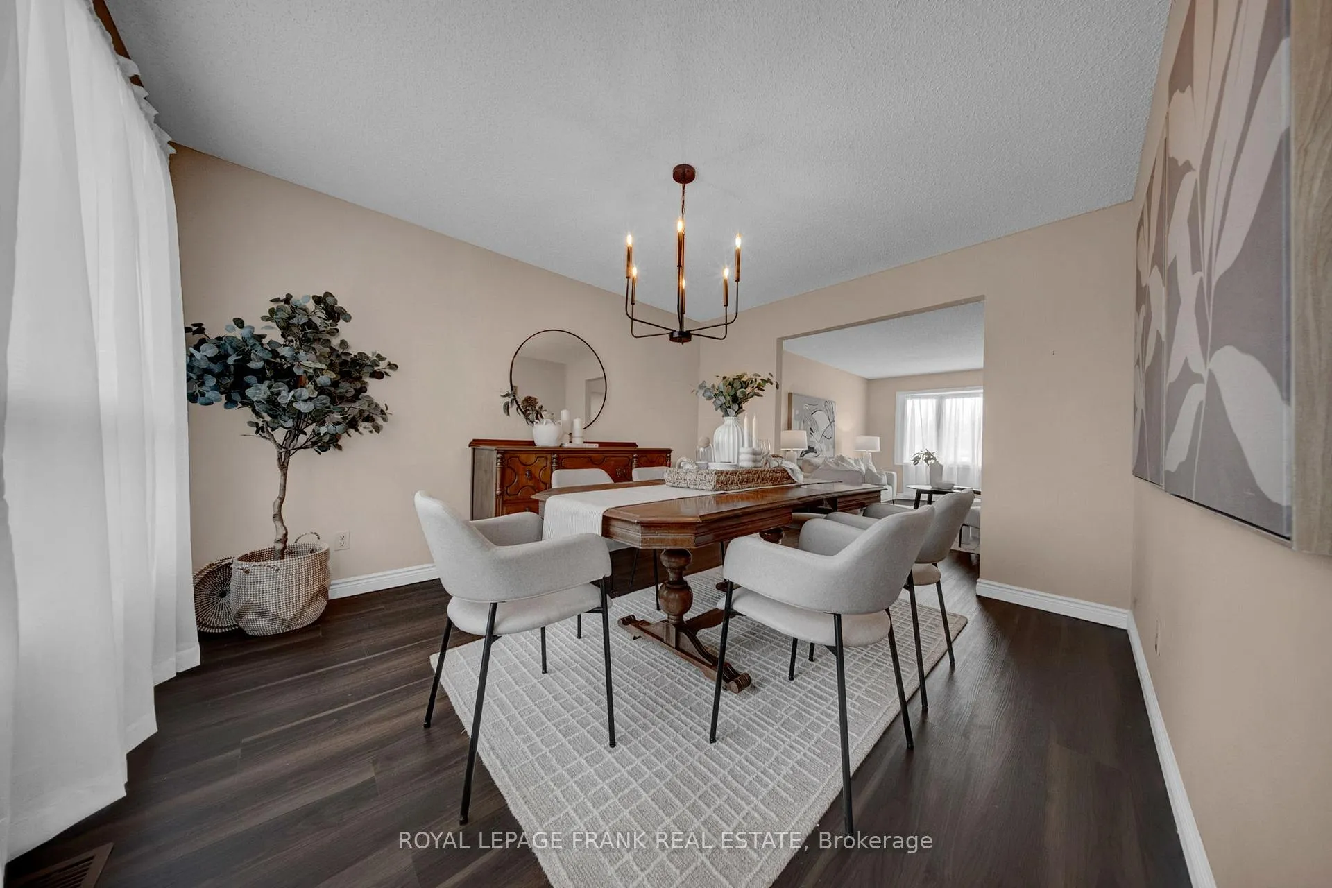 Photo 6 of 86 Devondale Street, Clarington, Courtice — HOMEH