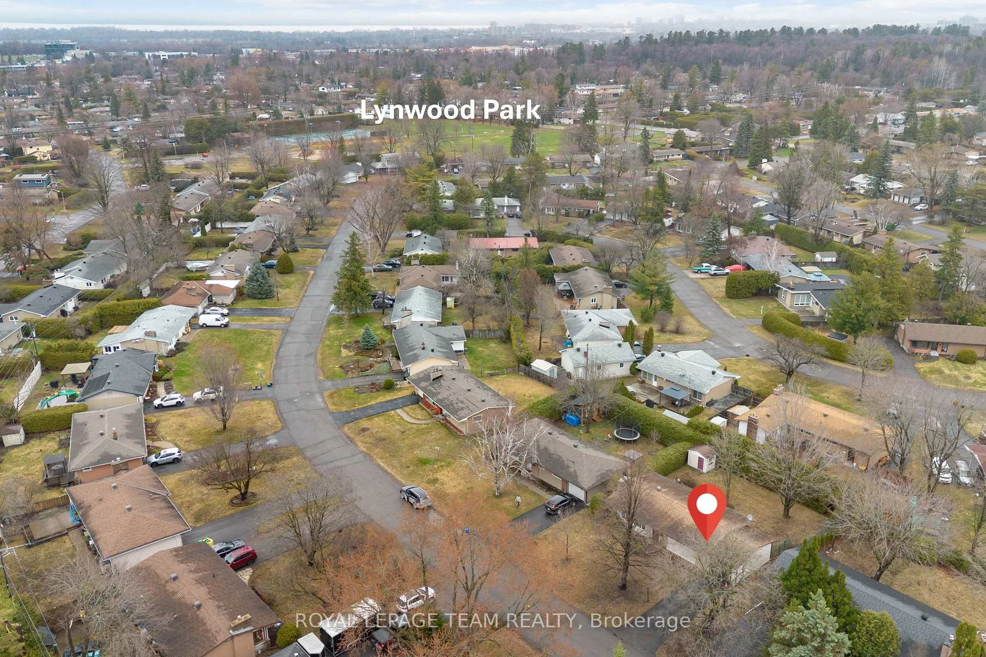 Photo 49 of 30 Elmsley Crescent, Ottawa, Arbeatha Park — HOMEH