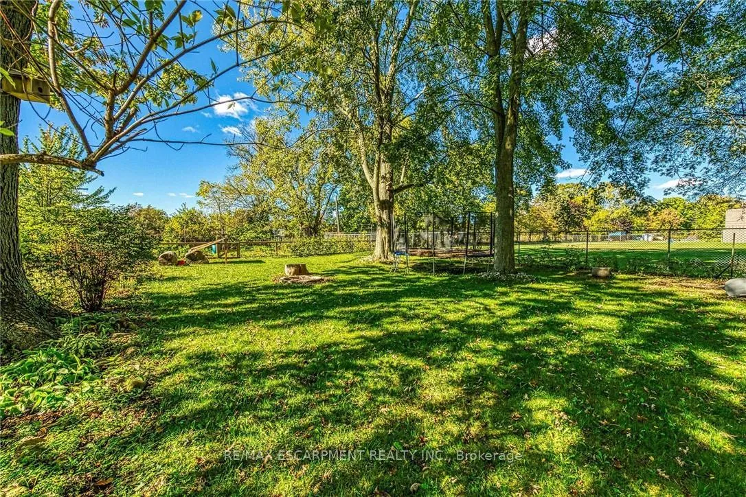 Photo 31 of 1032 Pine Street, Haldimand, Dunnville — HOMEH