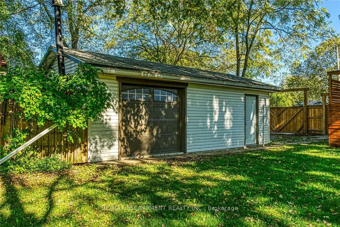 Photo 36 of 1032 Pine Street, Haldimand, Dunnville — HOMEH