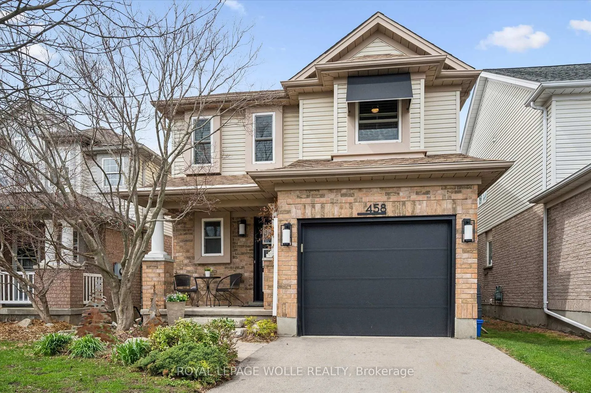 Photo 2 of 458 Citadel Court, Waterloo — HOMEH