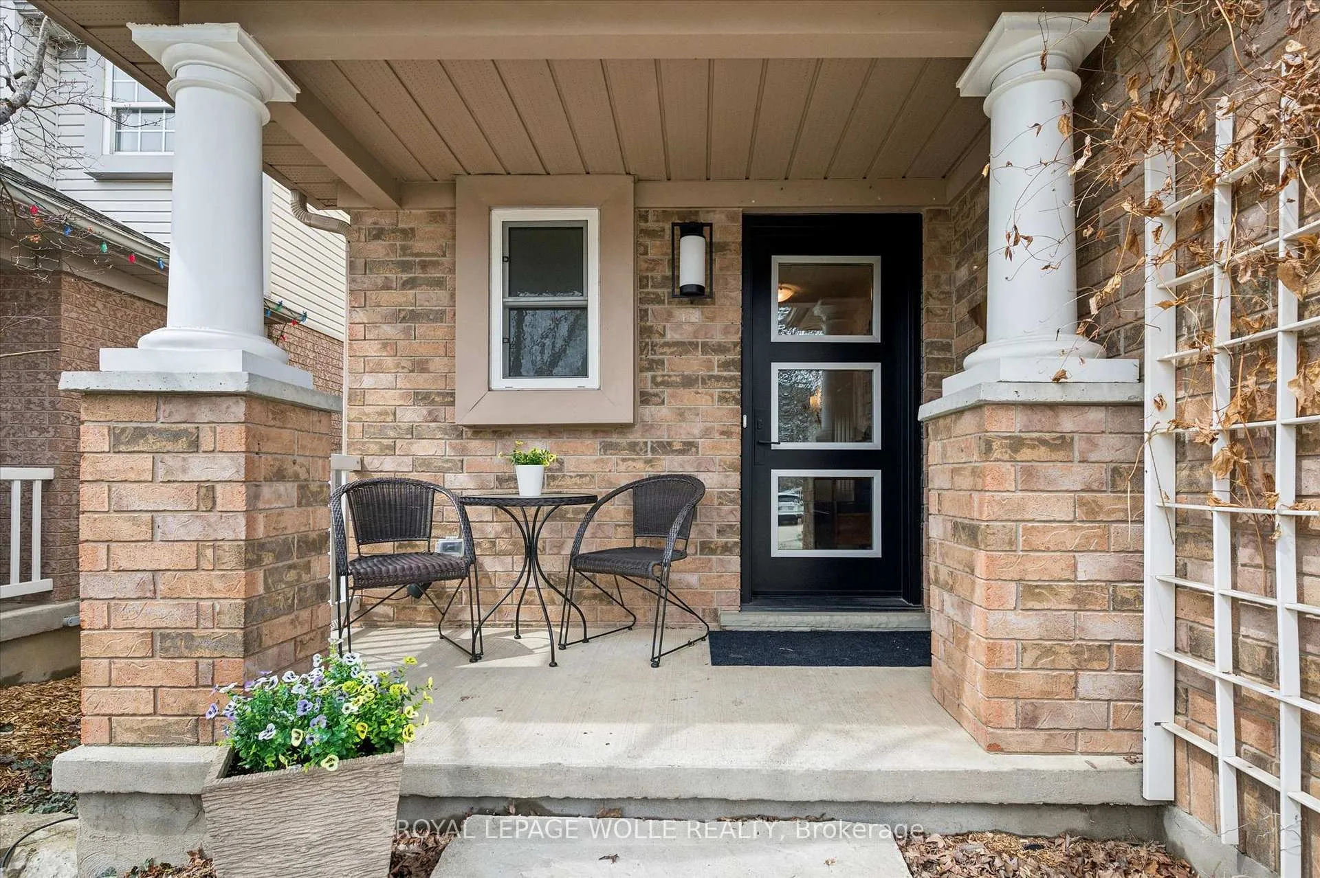 Photo 7 of 458 Citadel Court, Waterloo — HOMEH