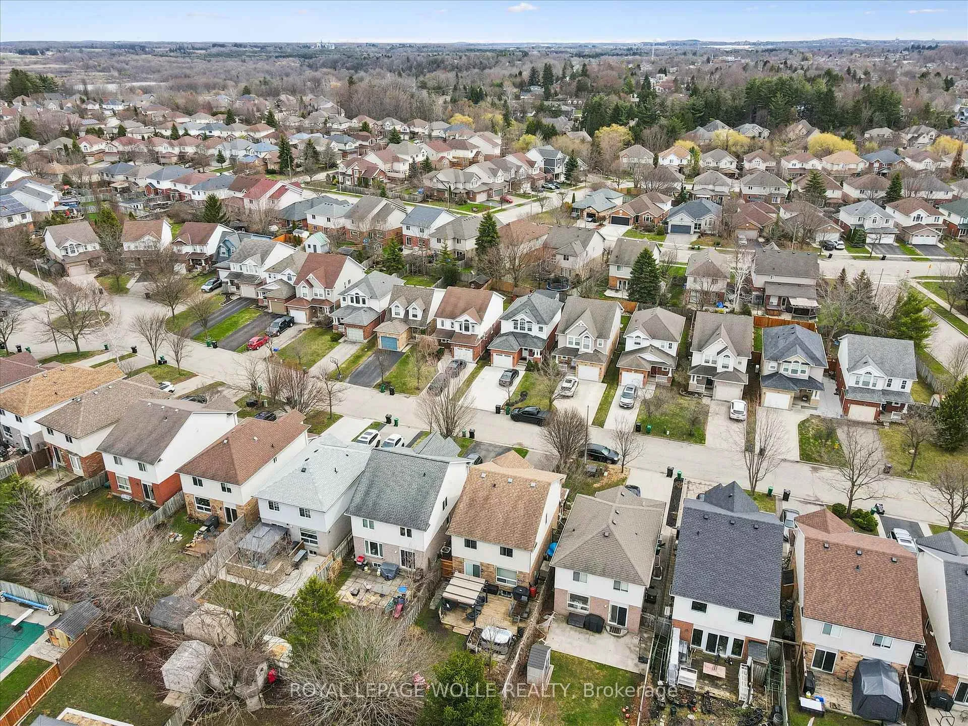 Photo 44 of 458 Citadel Court, Waterloo — HOMEH