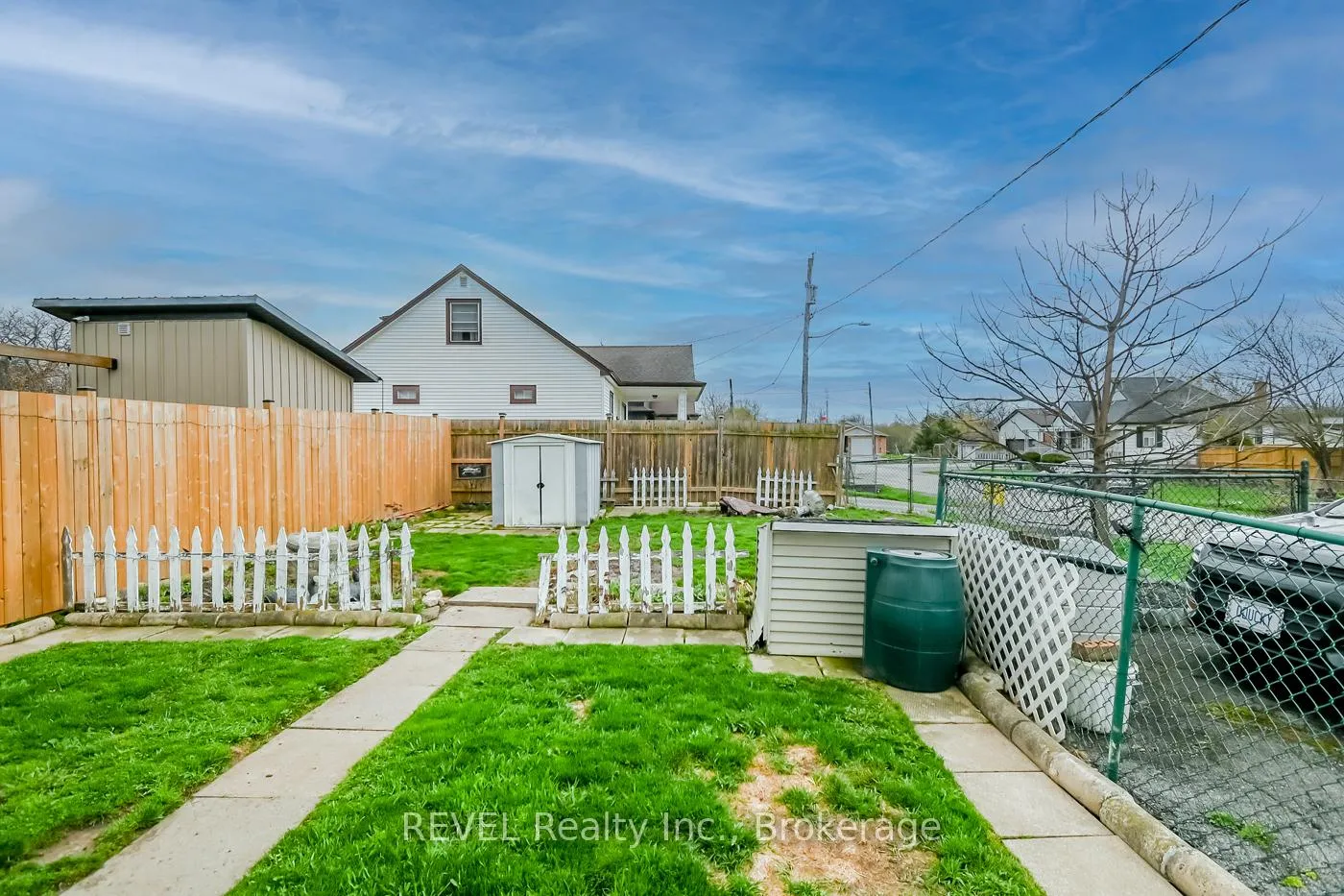 Photo 4 of 76 Lincoln Avenue, St. Catharines, Oakdale — HOMEH