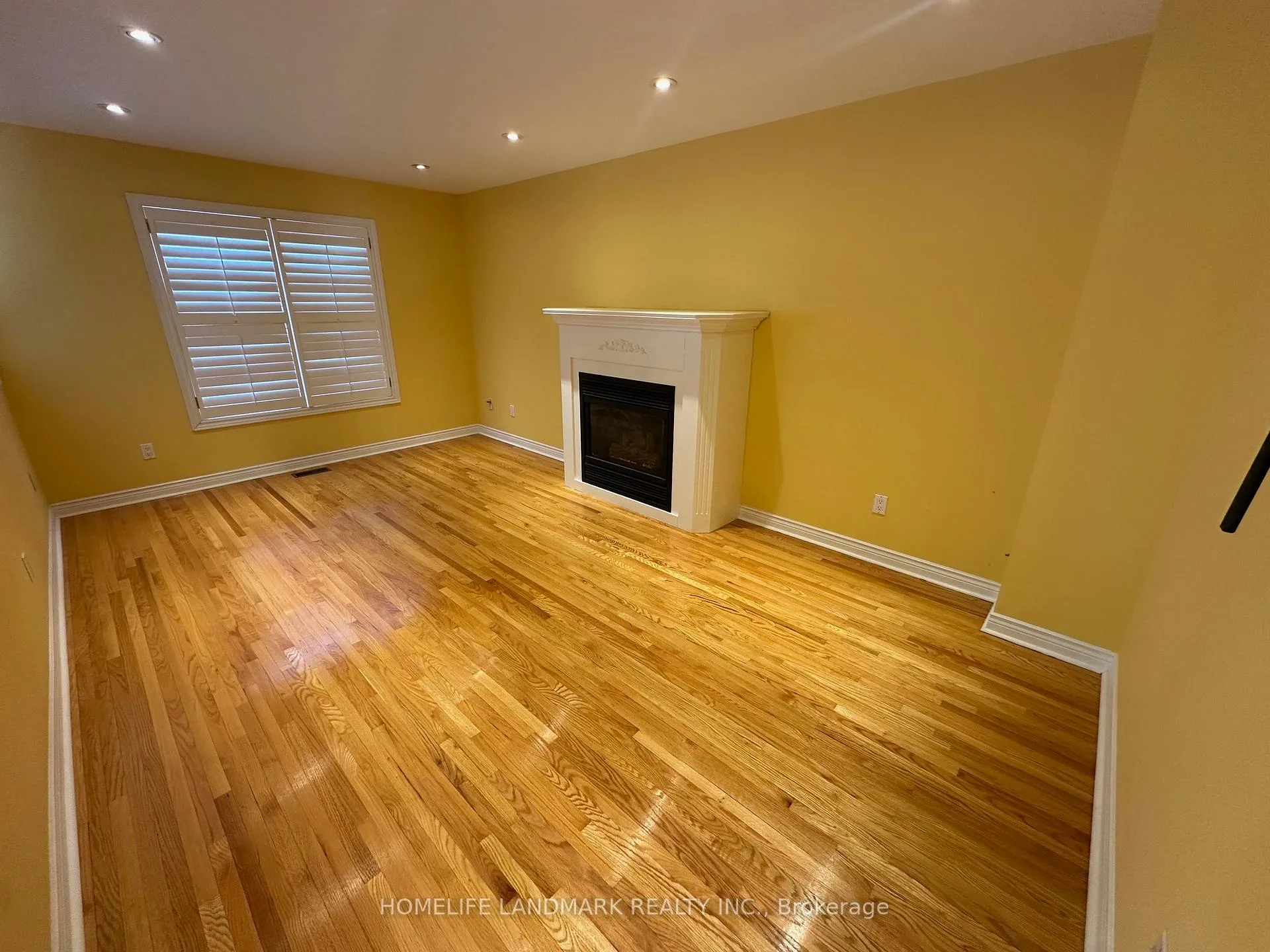 Photo 4 of 81 Bradgate Drive, Markham, Thornlea — HOMEH