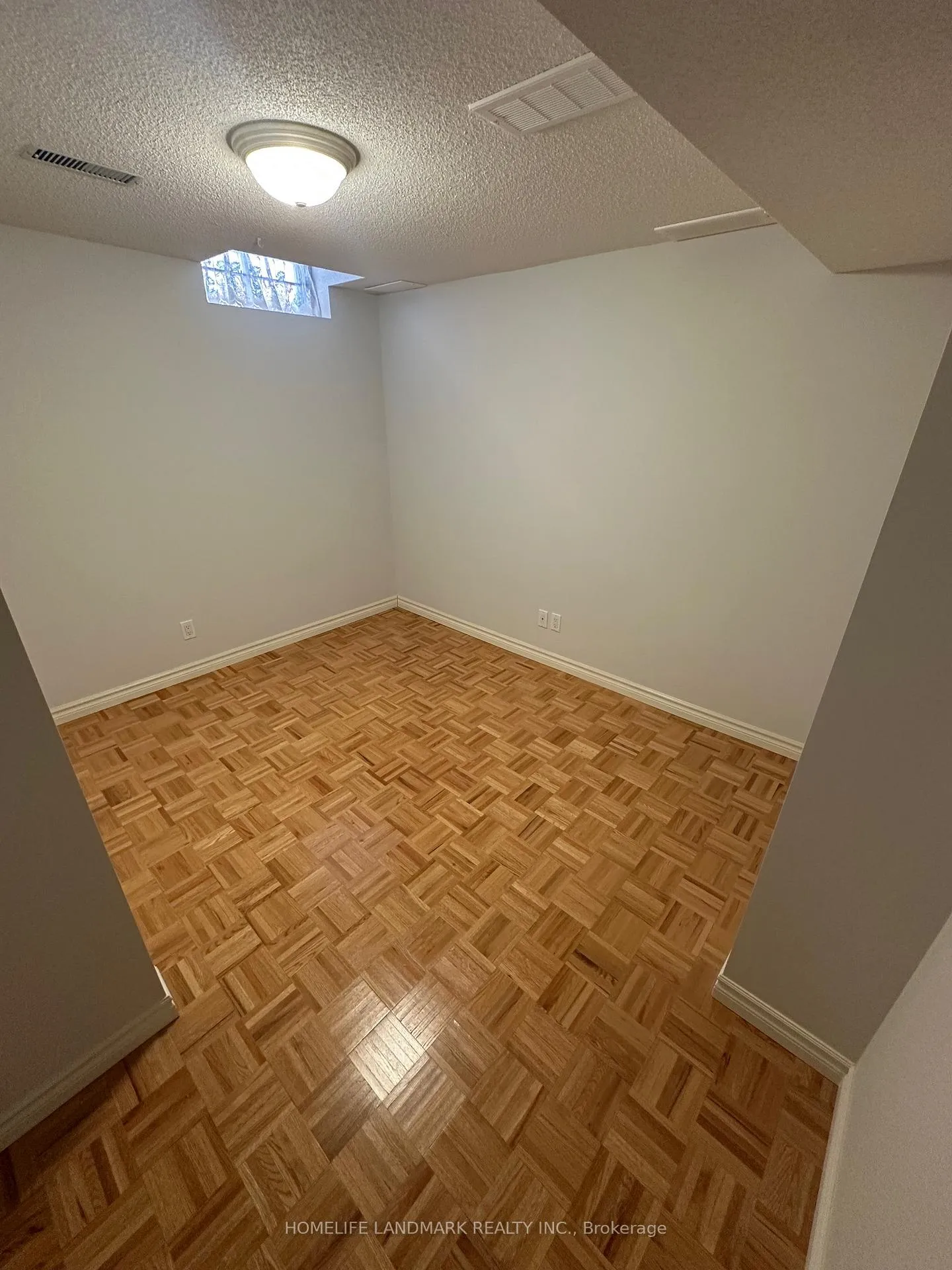 Photo 21 of 81 Bradgate Drive, Markham, Thornlea — HOMEH