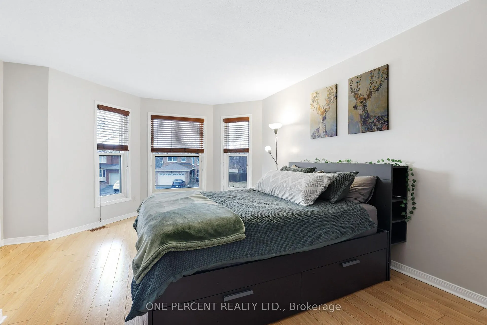 Photo 26 of 1570 Champneuf Drive, Ottawa, Chateauneuf — HOMEH