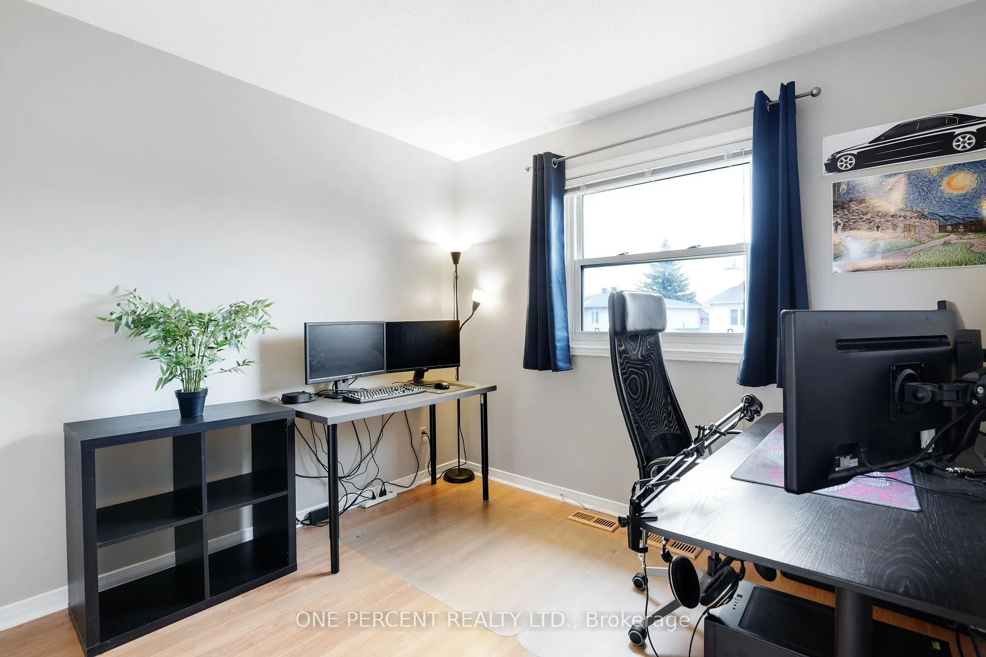 Photo 29 of 1570 Champneuf Drive, Ottawa, Chateauneuf — HOMEH