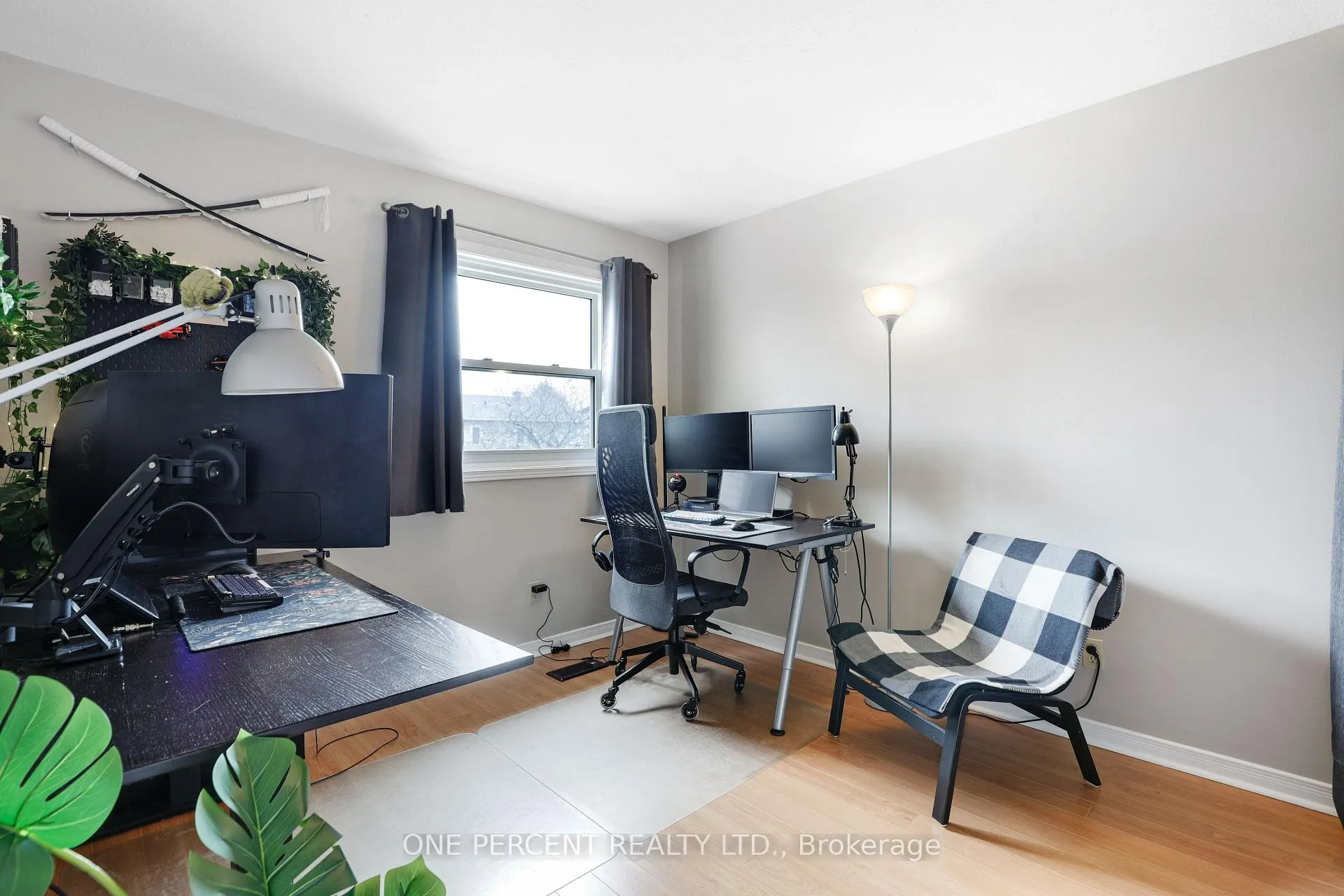 Photo 30 of 1570 Champneuf Drive, Ottawa, Chateauneuf — HOMEH