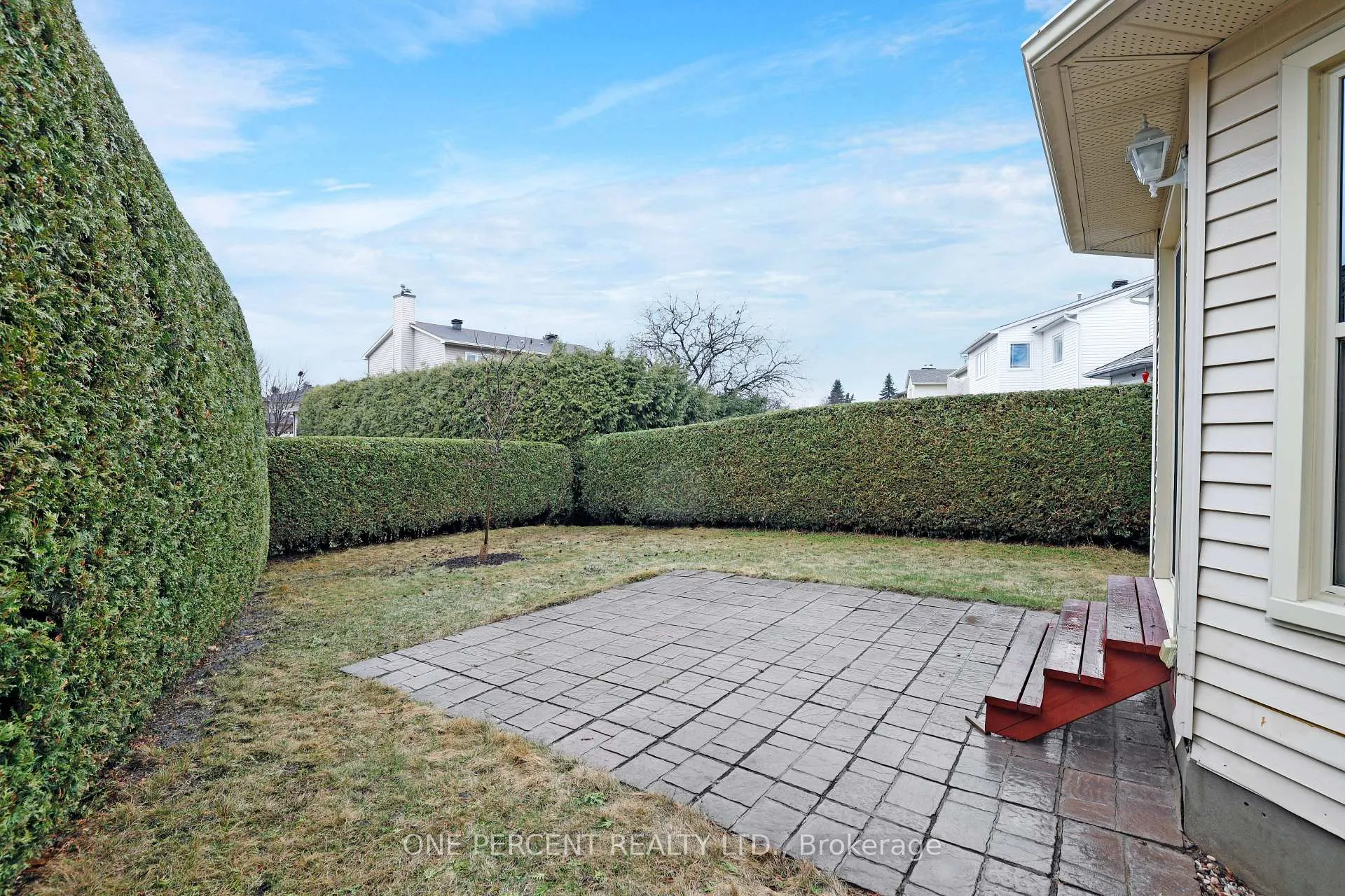 Photo 35 of 1570 Champneuf Drive, Ottawa, Chateauneuf — HOMEH
