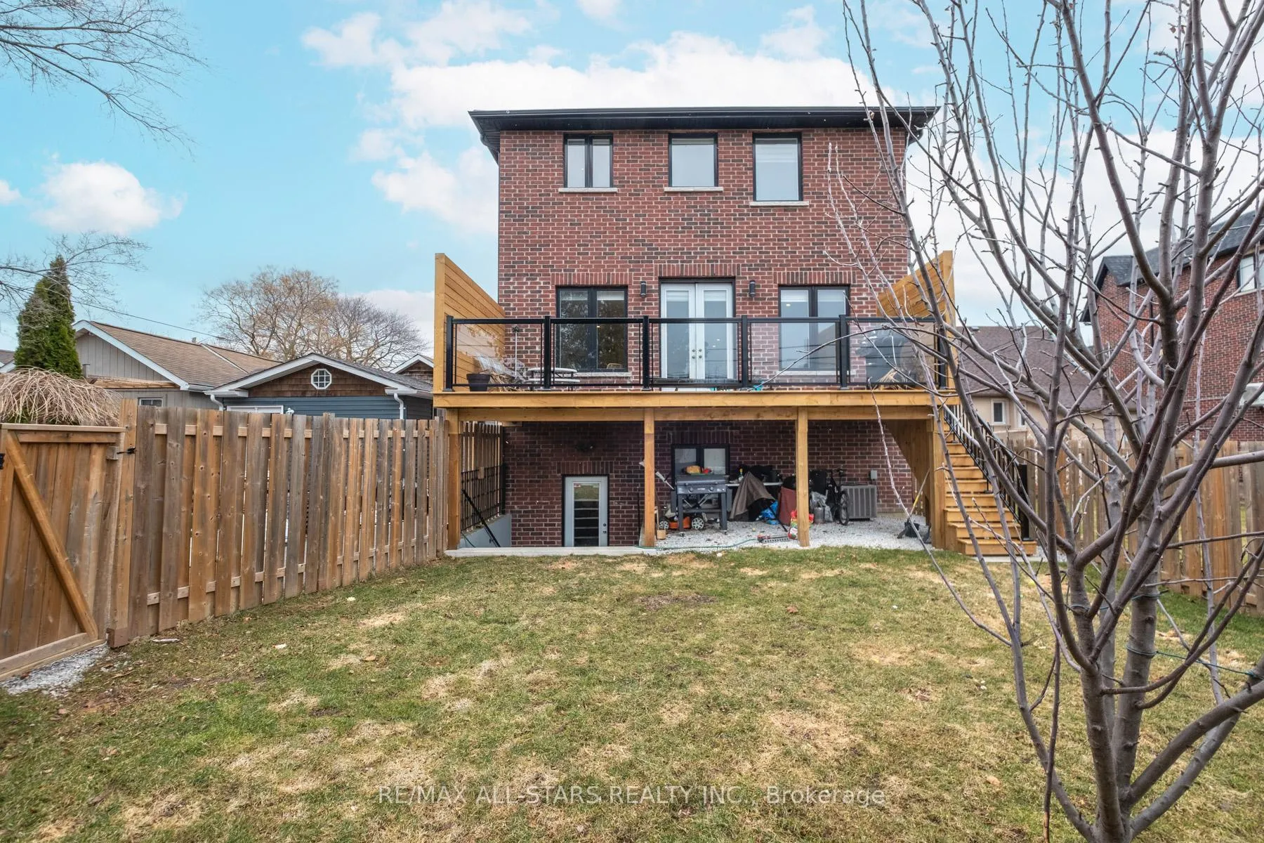 Photo 7 of 51 Elder Avenue, Etobicoke, Long Branch — HOMEH