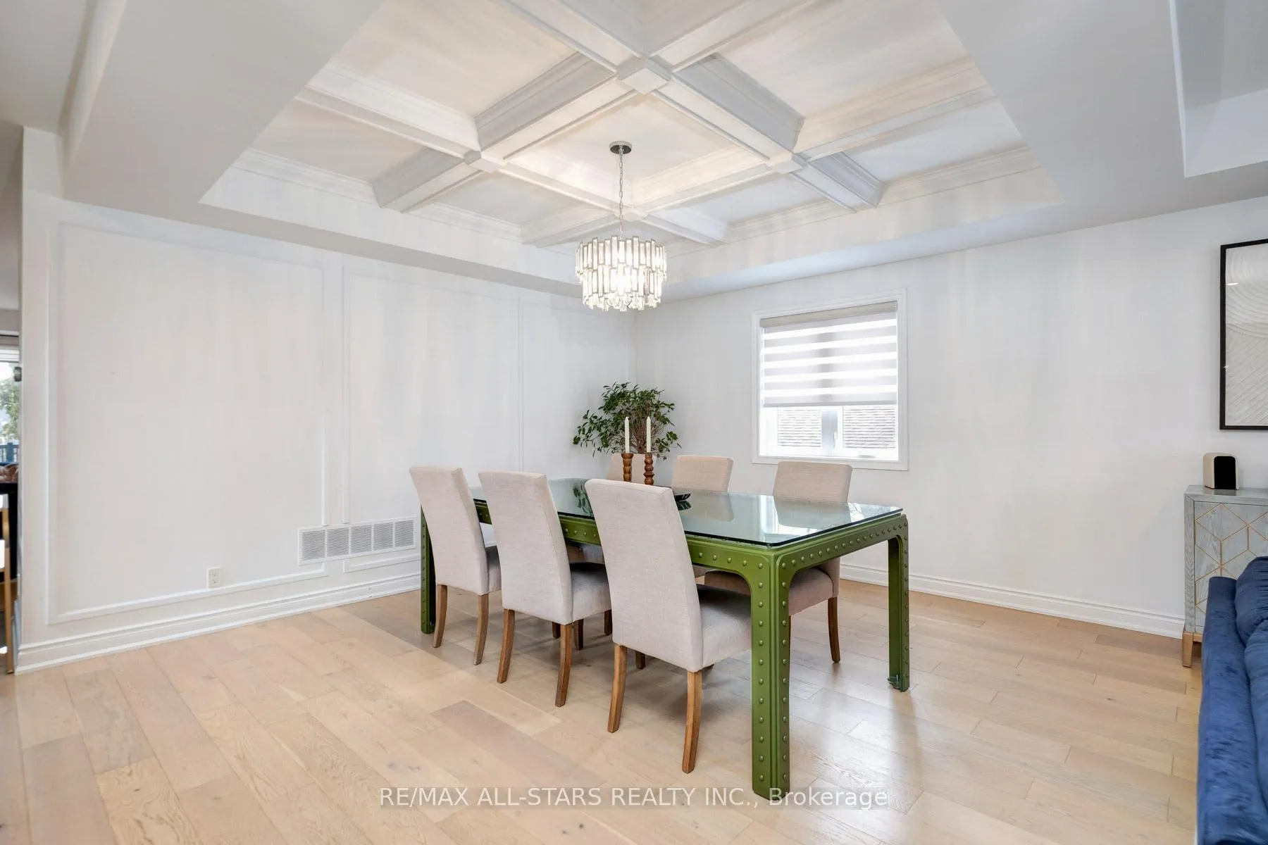 Photo 15 of 51 Elder Avenue, Etobicoke, Long Branch — HOMEH