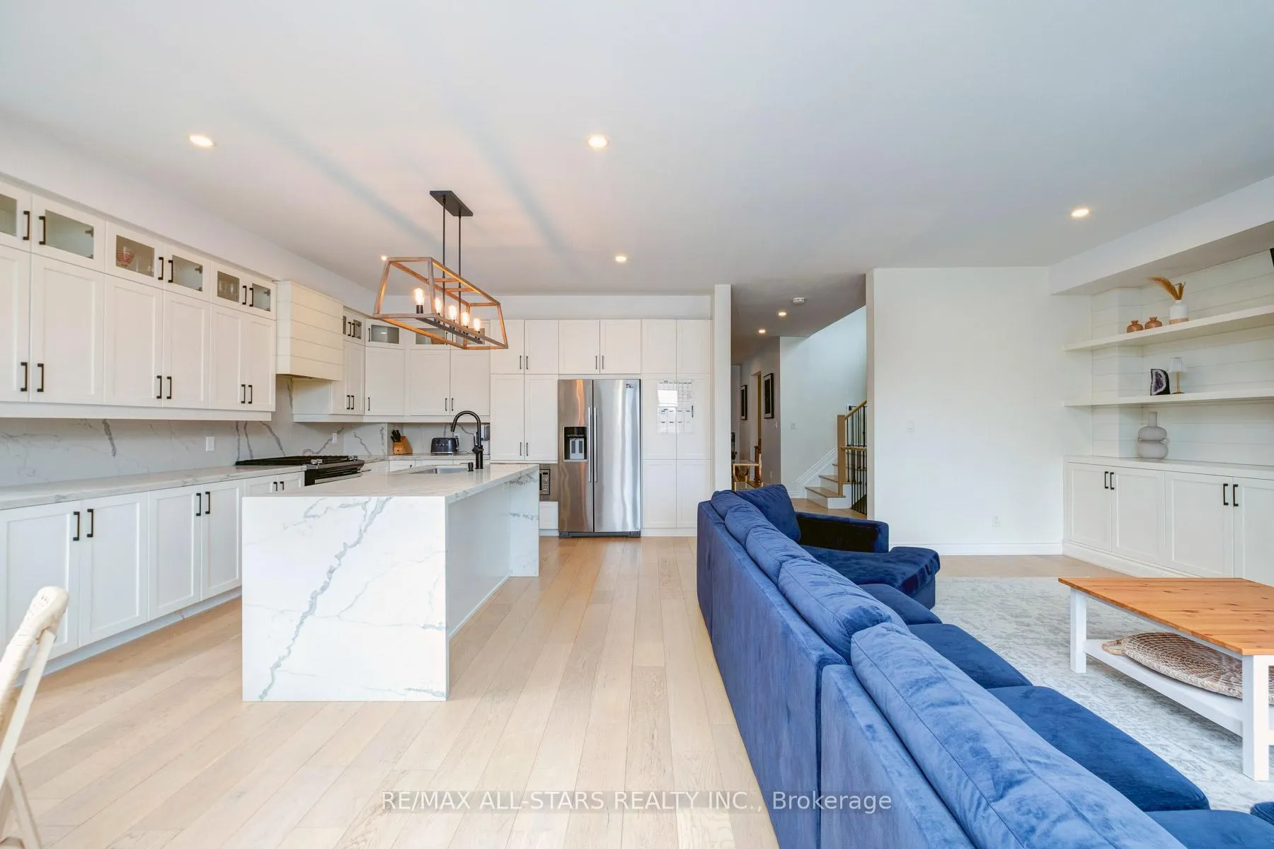 Photo 25 of 51 Elder Avenue, Etobicoke, Long Branch — HOMEH