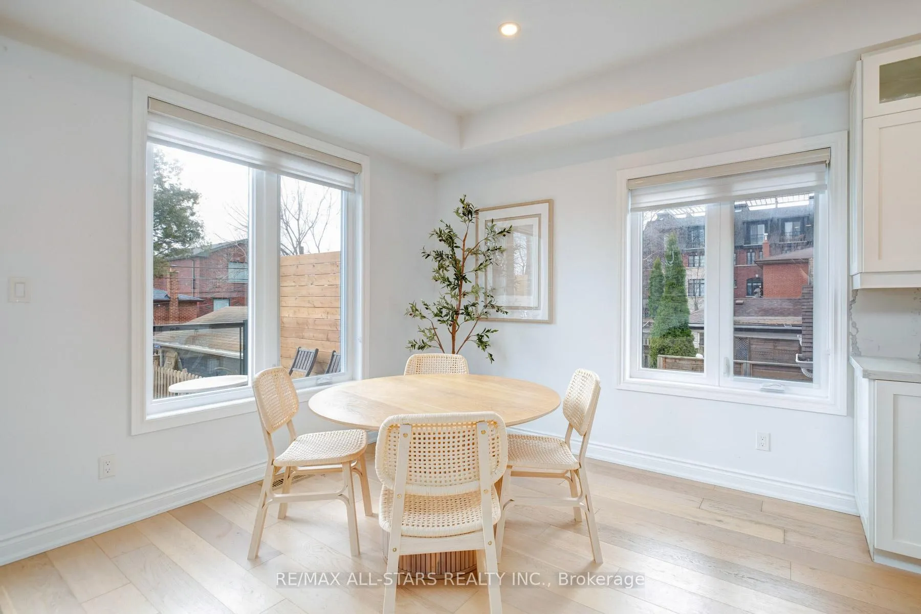 Photo 30 of 51 Elder Avenue, Etobicoke, Long Branch — HOMEH