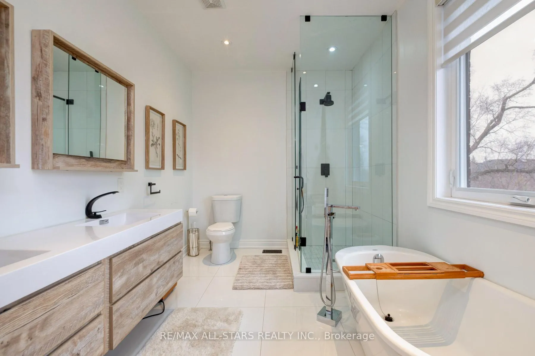 Photo 40 of 51 Elder Avenue, Etobicoke, Long Branch — HOMEH