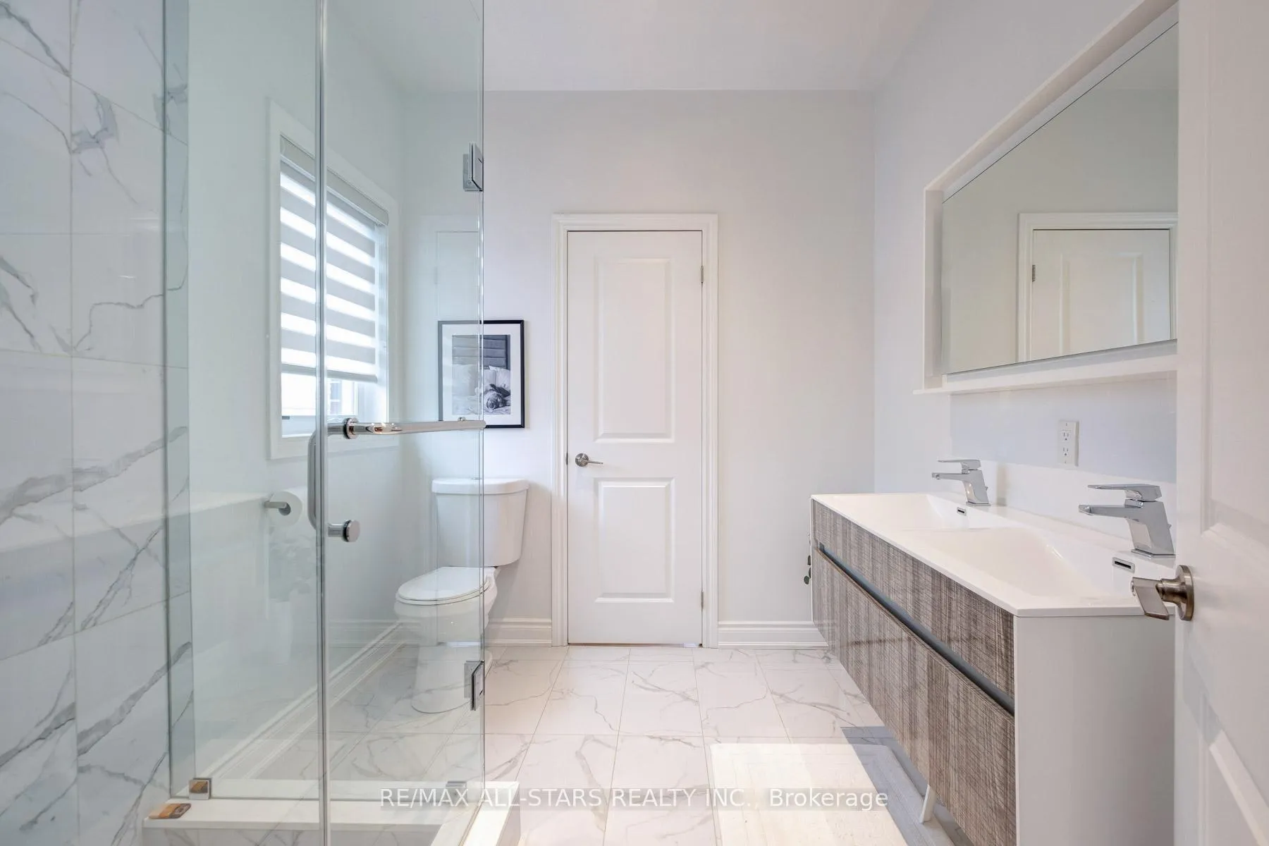 Photo 43 of 51 Elder Avenue, Etobicoke, Long Branch — HOMEH