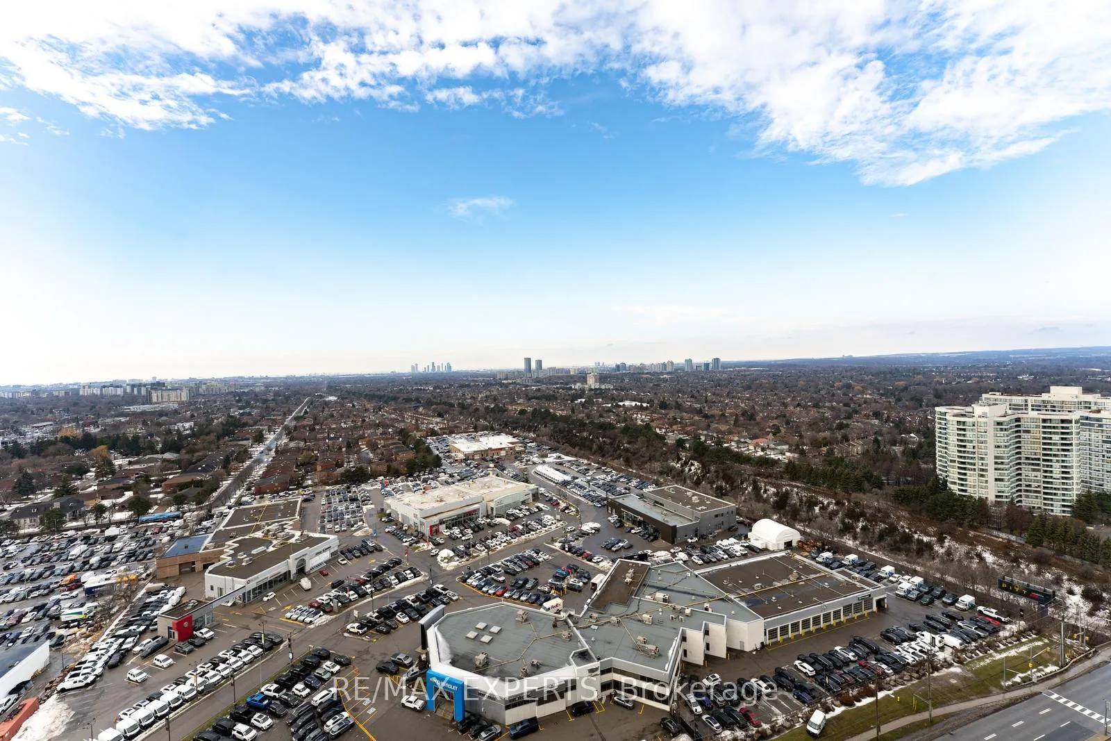 Photo 24 of Unit 2433, 7161 Yonge Street, Markham, Grandview — HOMEH