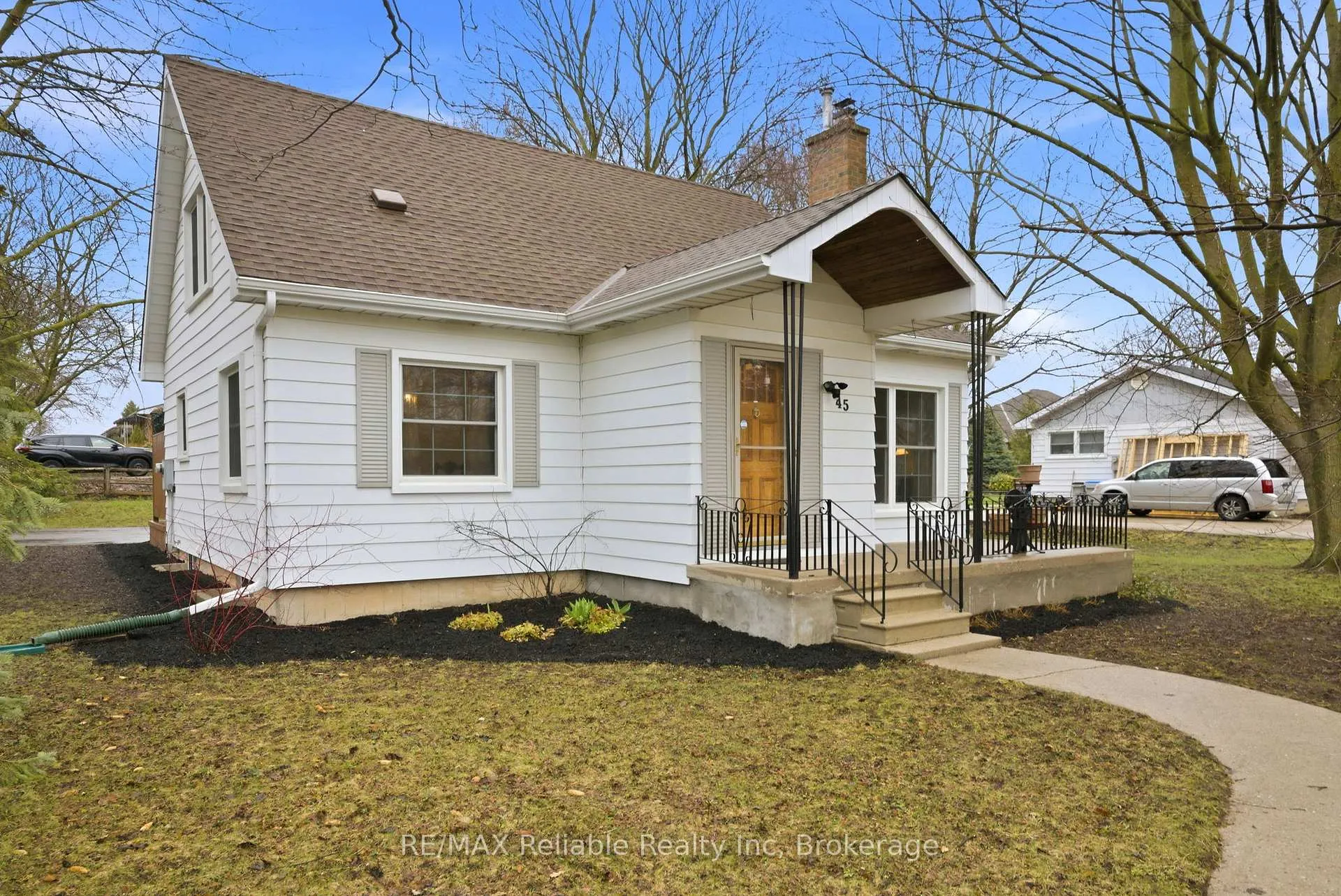 Photo 1 of 45 Whitehead Street, Central Huron, Clinton — HOMEH