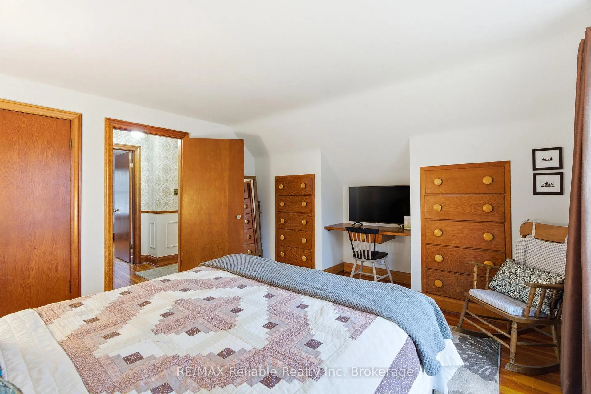 Photo 24 of 45 Whitehead Street, Central Huron, Clinton — HOMEH