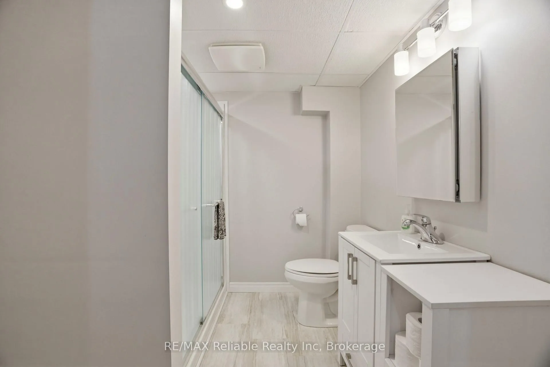 Photo 29 of 45 Whitehead Street, Central Huron, Clinton — HOMEH