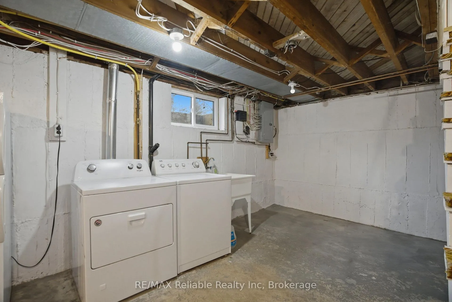 Photo 34 of 45 Whitehead Street, Central Huron, Clinton — HOMEH