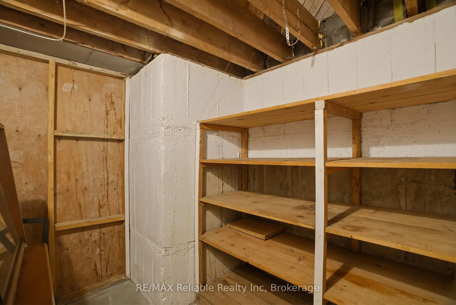 Photo 36 of 45 Whitehead Street, Central Huron, Clinton — HOMEH