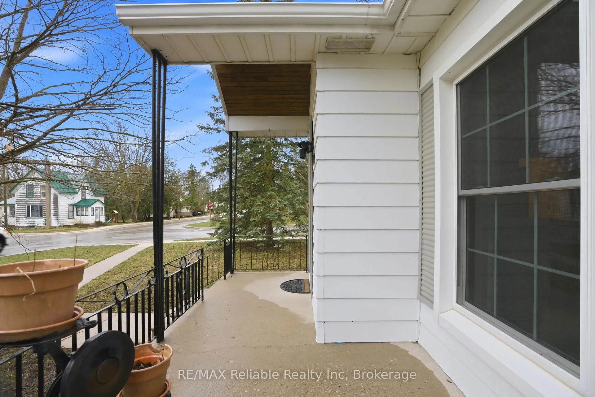 Photo 48 of 45 Whitehead Street, Central Huron, Clinton — HOMEH