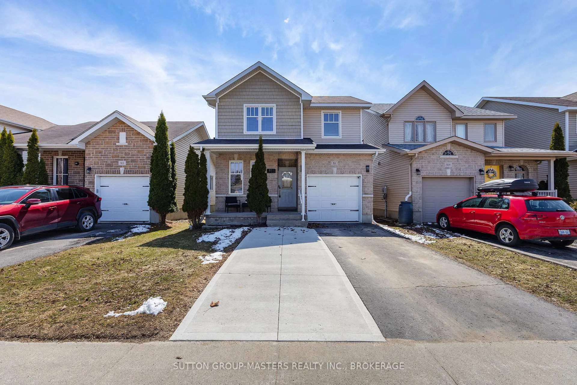 Photo 2 of 811 Lotus Avenue, Kingston, Kingston East (Incl Barret Crt) — HOMEH
