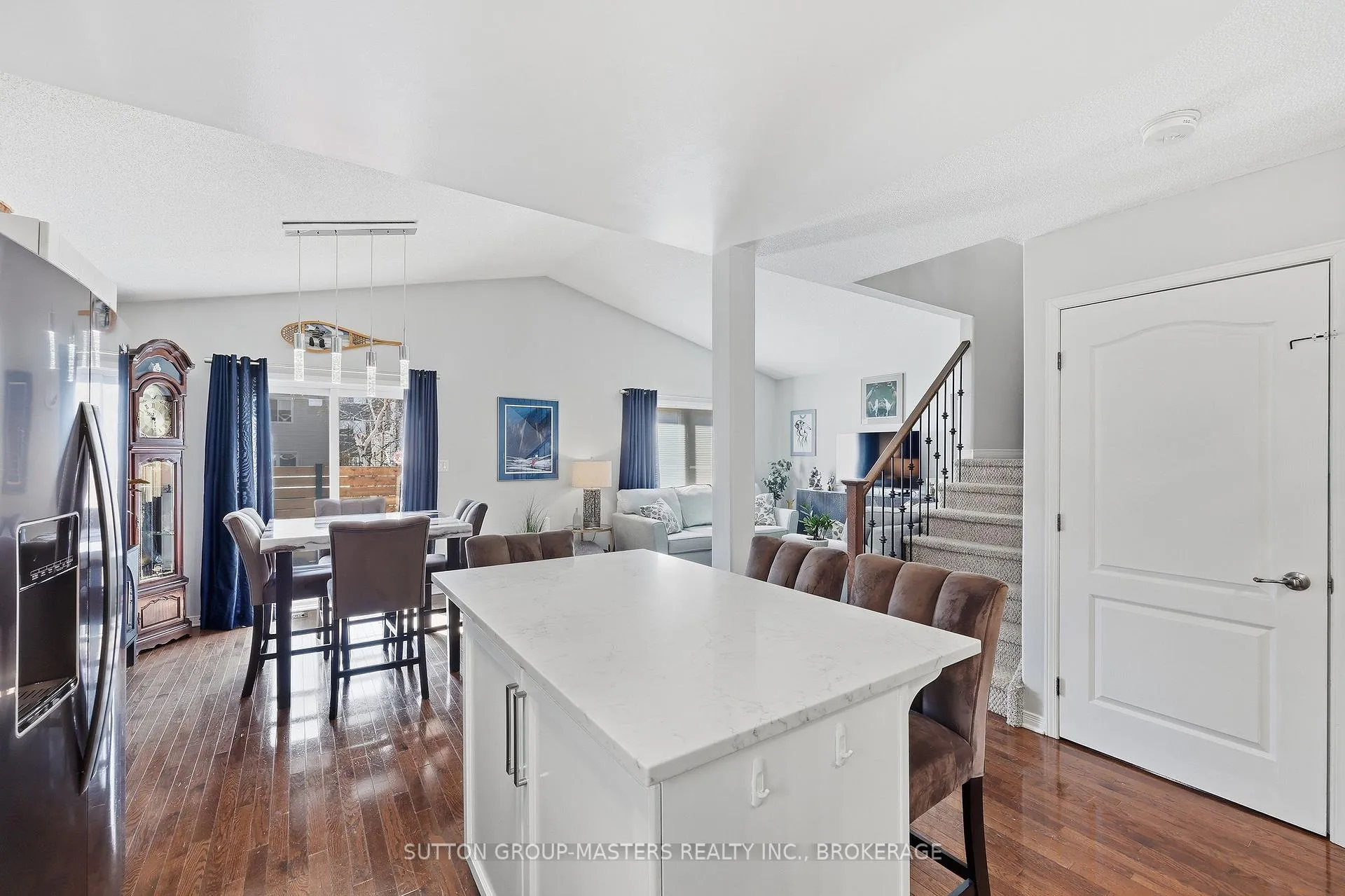 Photo 13 of 811 Lotus Avenue, Kingston, Kingston East (Incl Barret Crt) — HOMEH
