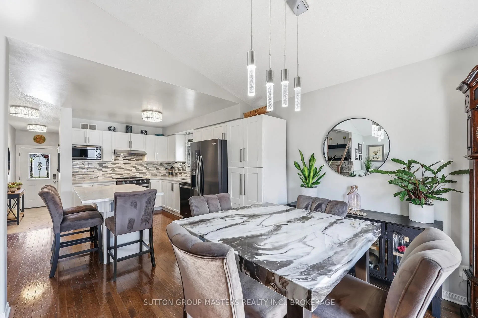 Photo 18 of 811 Lotus Avenue, Kingston, Kingston East (Incl Barret Crt) — HOMEH