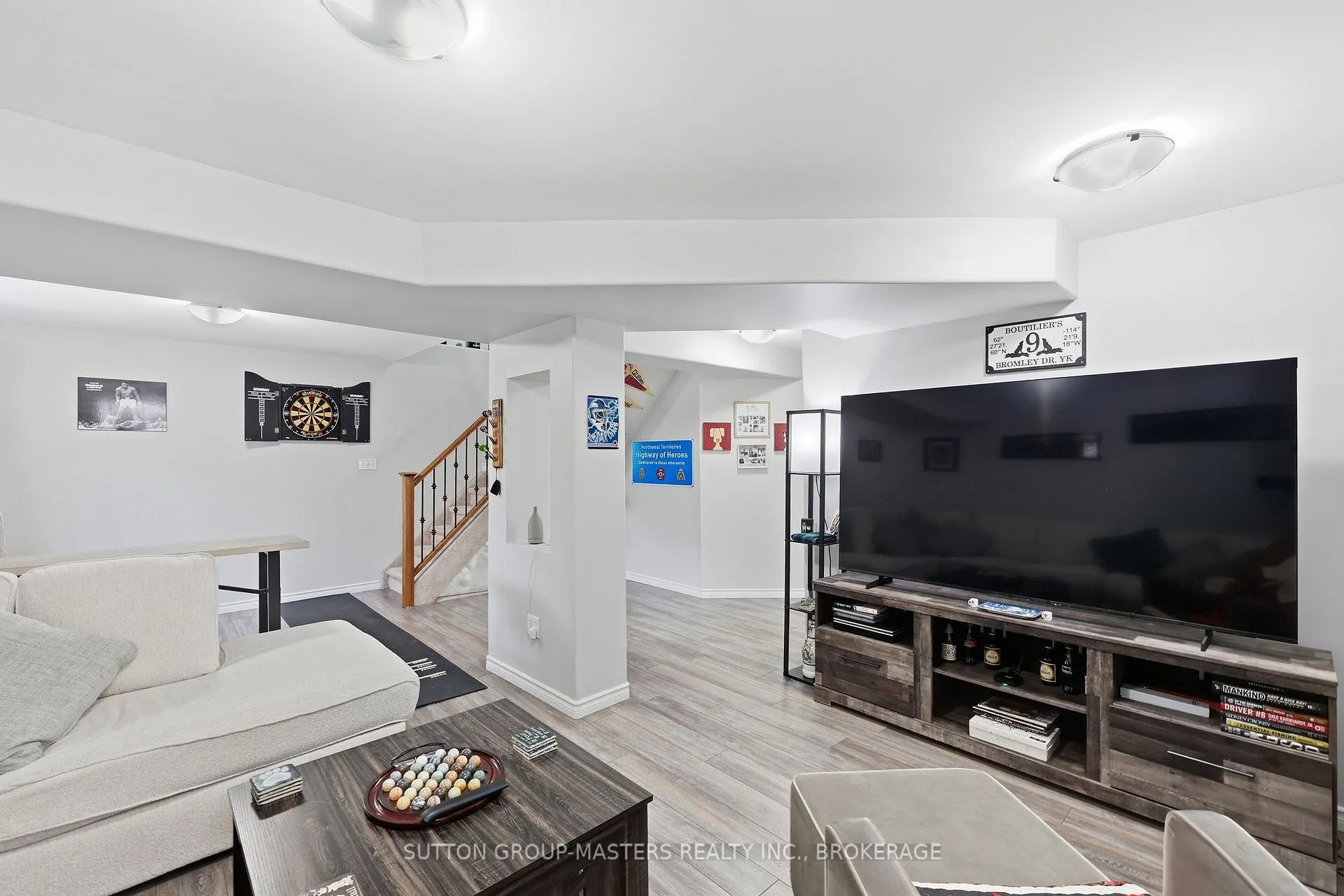 Photo 39 of 811 Lotus Avenue, Kingston, Kingston East (Incl Barret Crt) — HOMEH