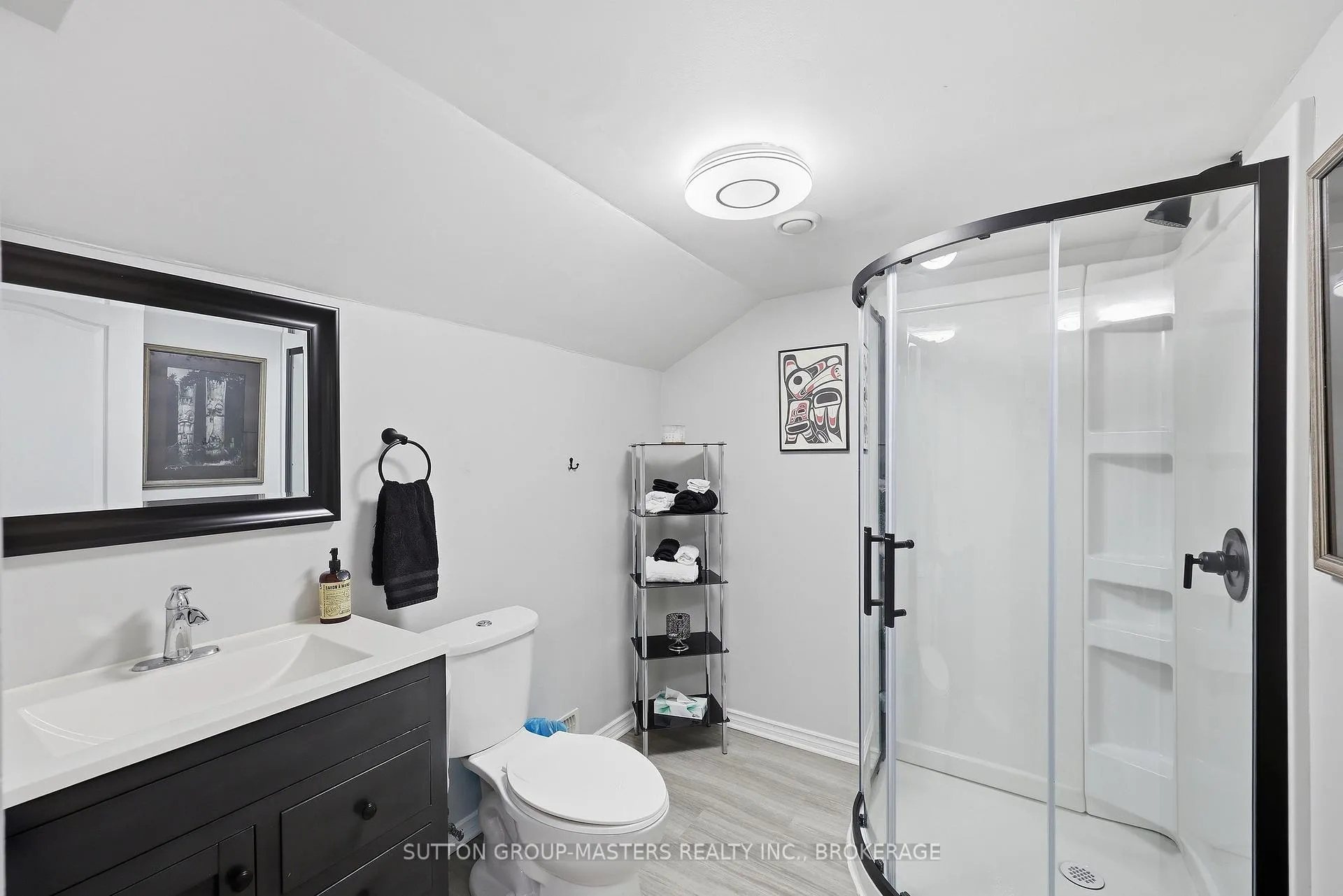 Photo 40 of 811 Lotus Avenue, Kingston, Kingston East (Incl Barret Crt) — HOMEH
