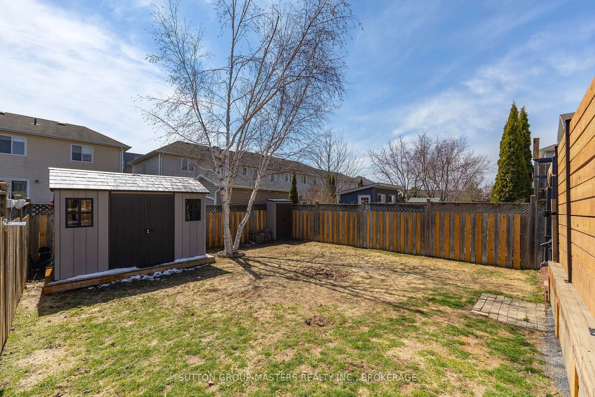 Photo 47 of 811 Lotus Avenue, Kingston, Kingston East (Incl Barret Crt) — HOMEH