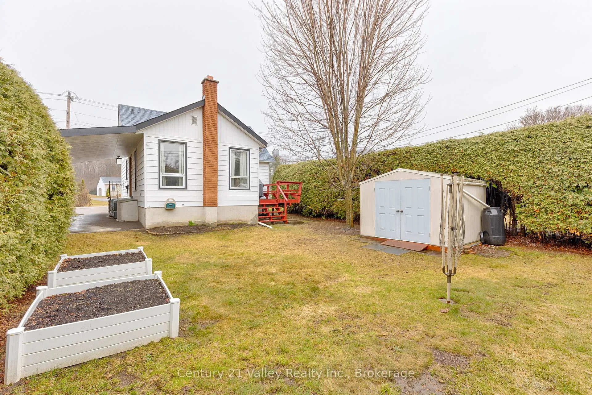 Photo 2 of 78 Graham Avenue, Renfrew — HOMEH
