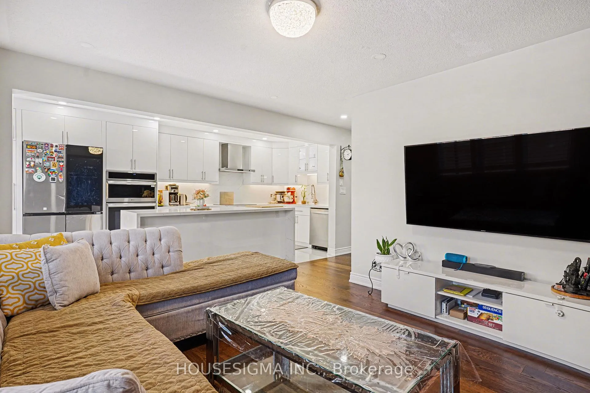 Photo 8 of 65 Bleasdale Avenue, Brampton, Northwest Brampton — HOMEH