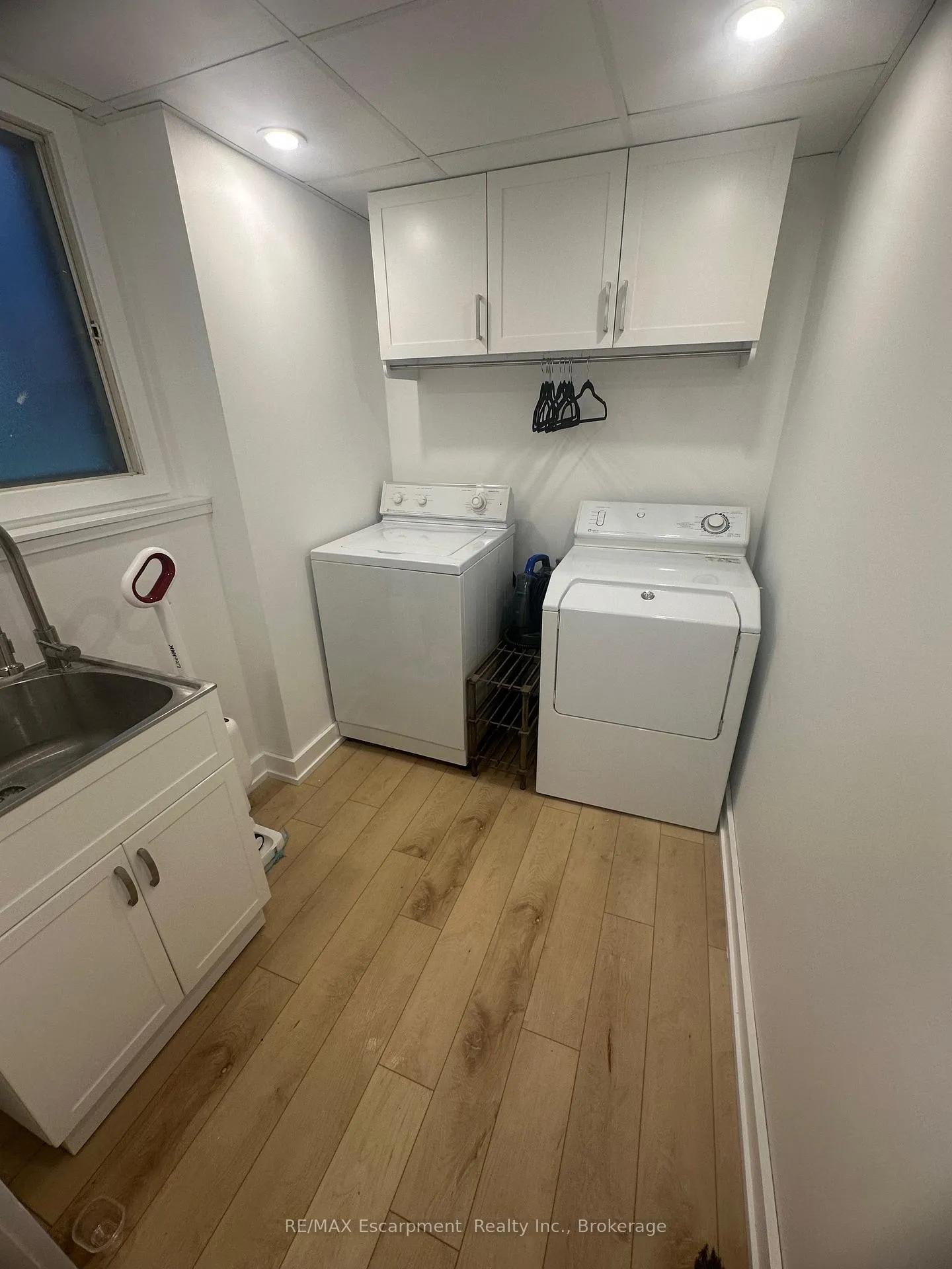 Photo 20 of 8383 Mundare Crescent, Niagara Falls, Chippawa — HOMEH