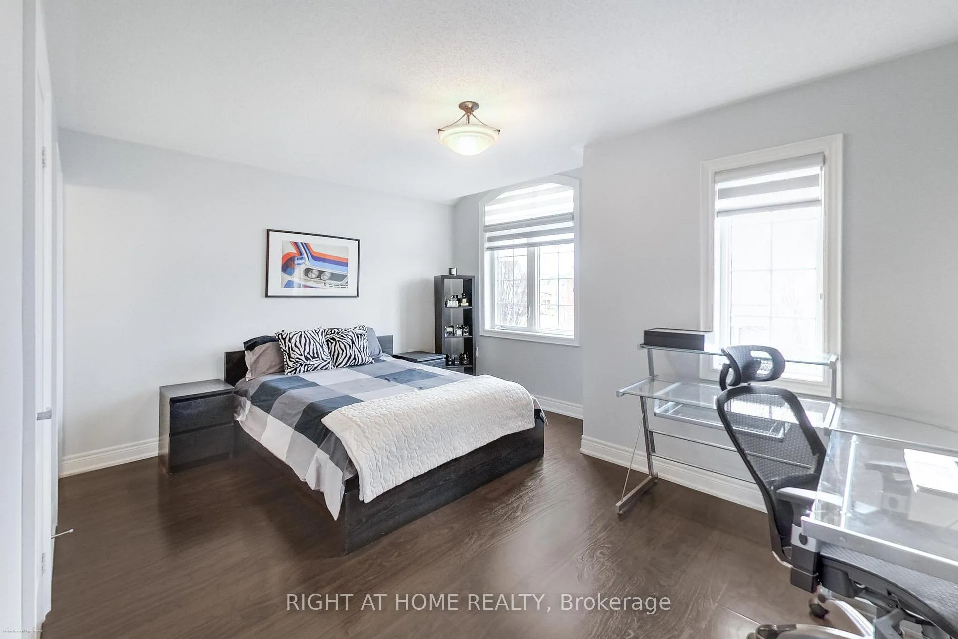 Photo 23 of 571 Dougall Avenue, Caledon, Rural Caledon — HOMEH