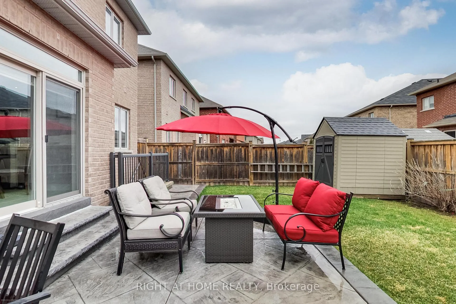 Photo 29 of 571 Dougall Avenue, Caledon, Rural Caledon — HOMEH