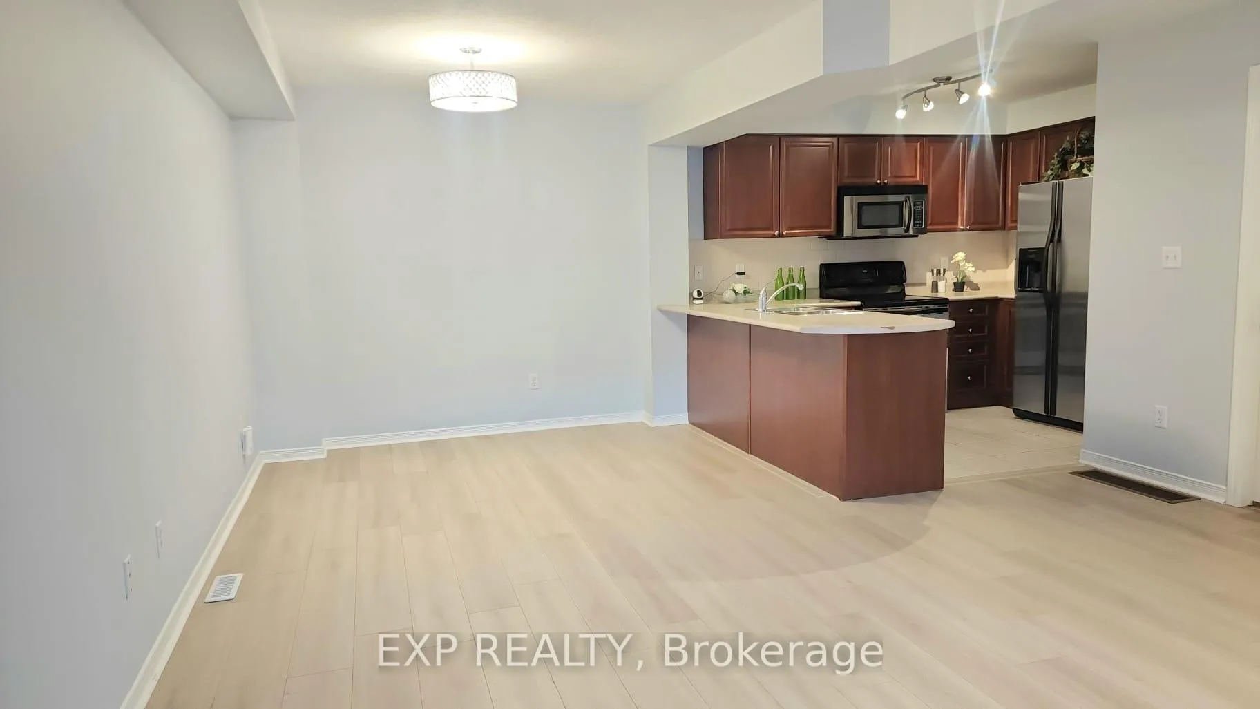 Photo 5 of 33 Bondsmith Street, Ajax, South West — HOMEH