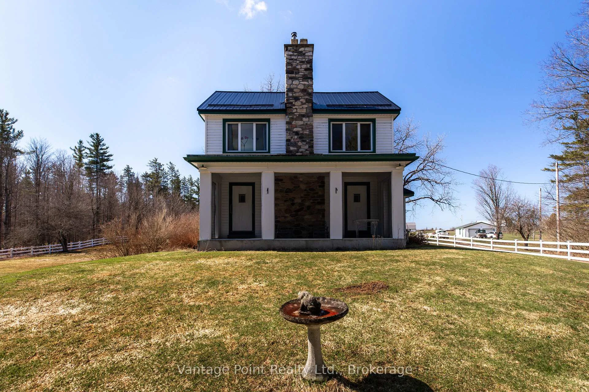 Photo 18 of 716612 West Back Line, Chatsworth — HOMEH