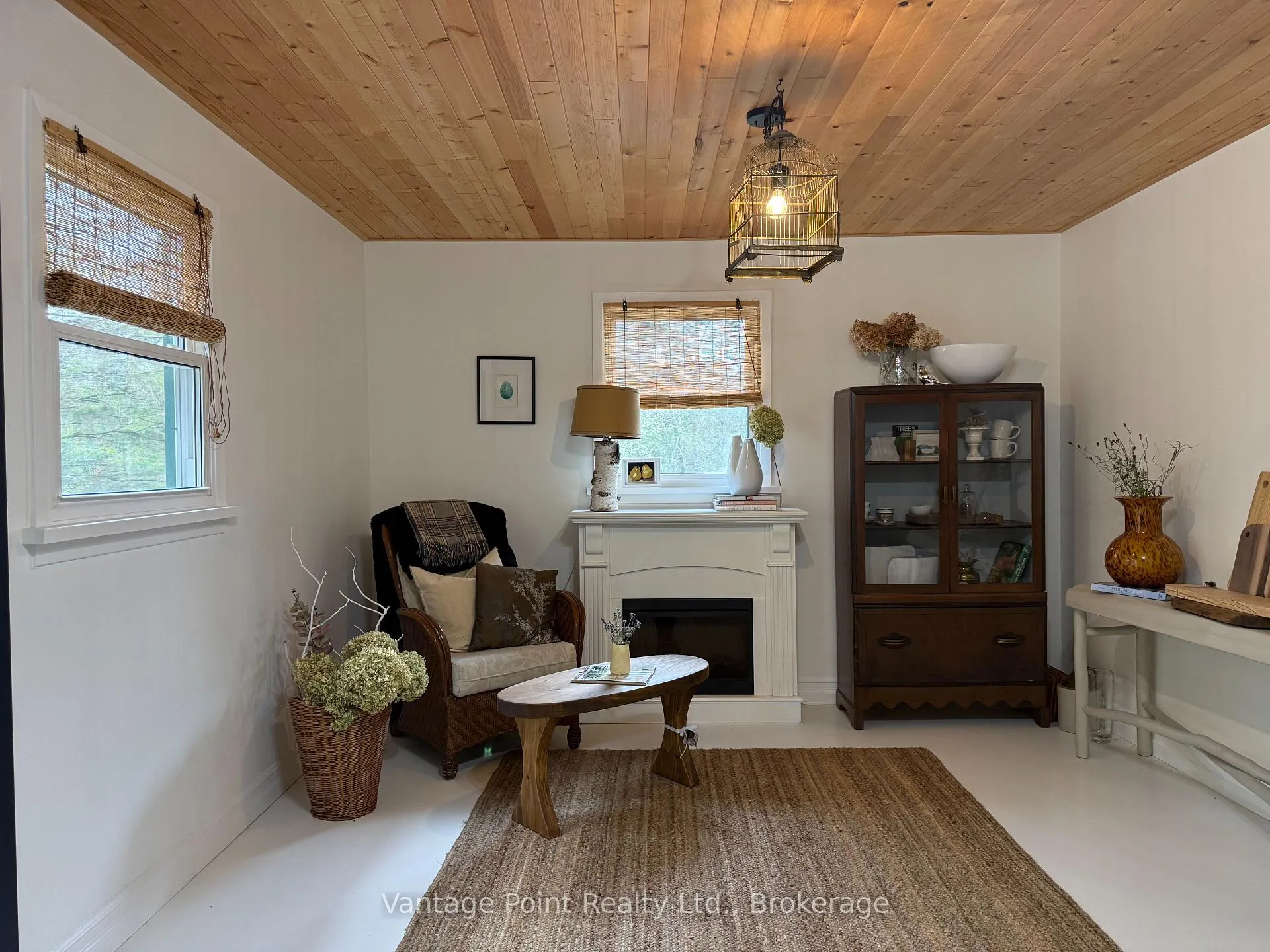 Photo 41 of 716612 West Back Line, Chatsworth — HOMEH