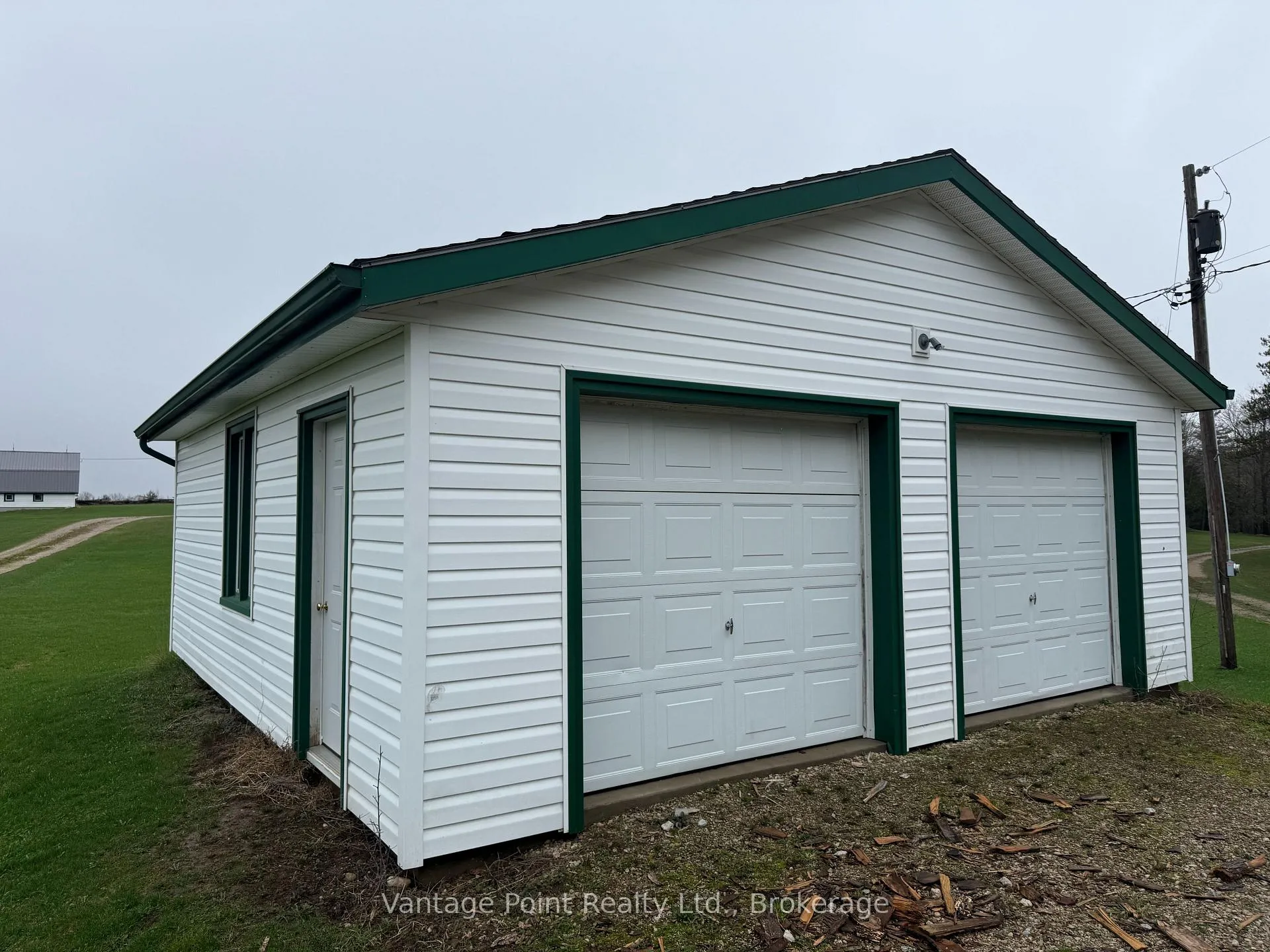Photo 50 of 716612 West Back Line, Chatsworth — HOMEH