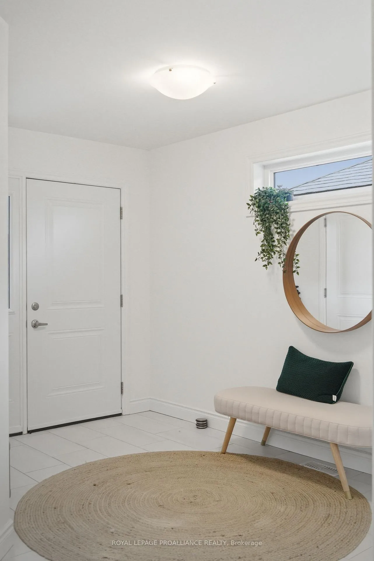 Photo 5 of 100 Dewal Place, Belleville, Belleville Ward — HOMEH