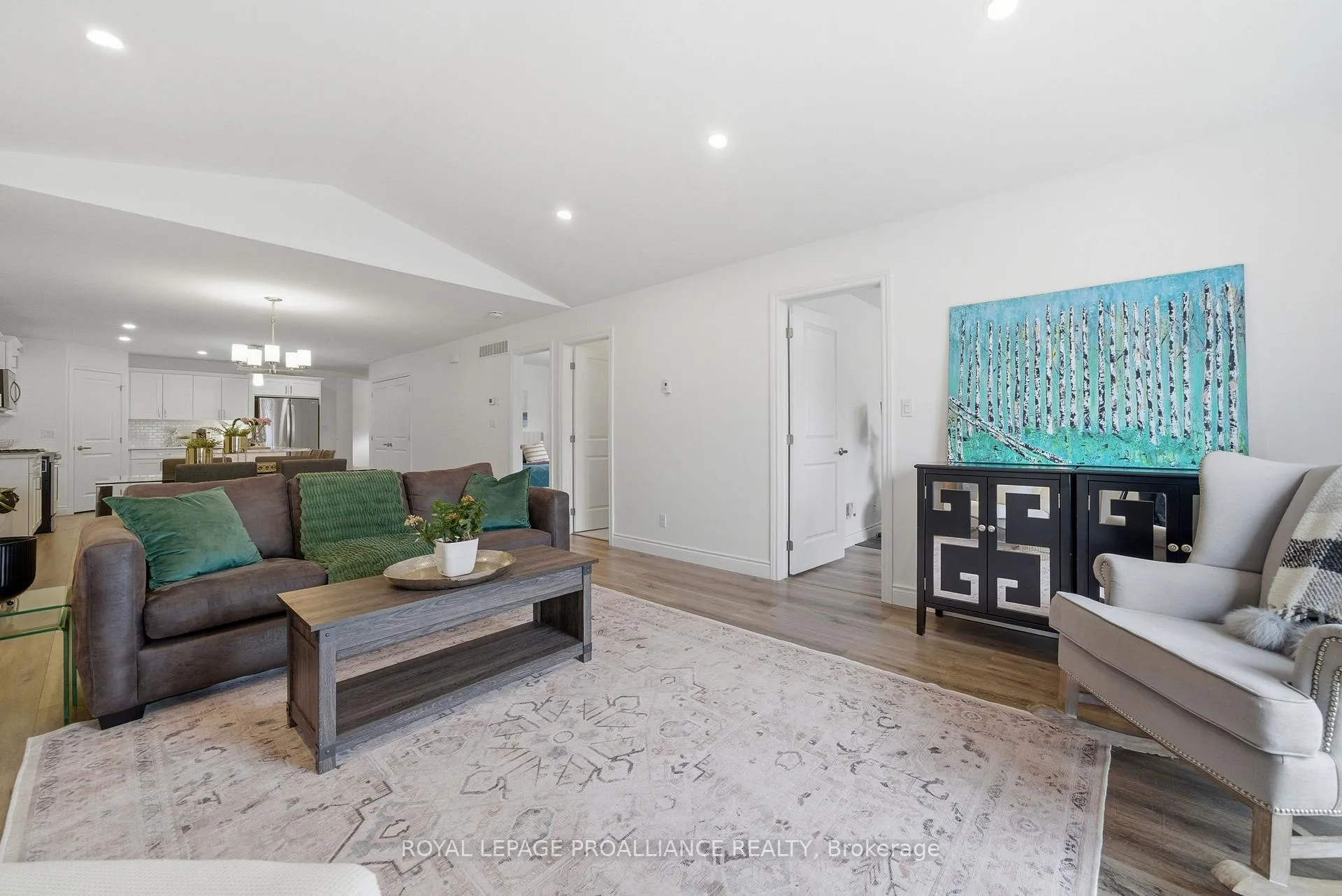 Photo 16 of 100 Dewal Place, Belleville, Belleville Ward — HOMEH