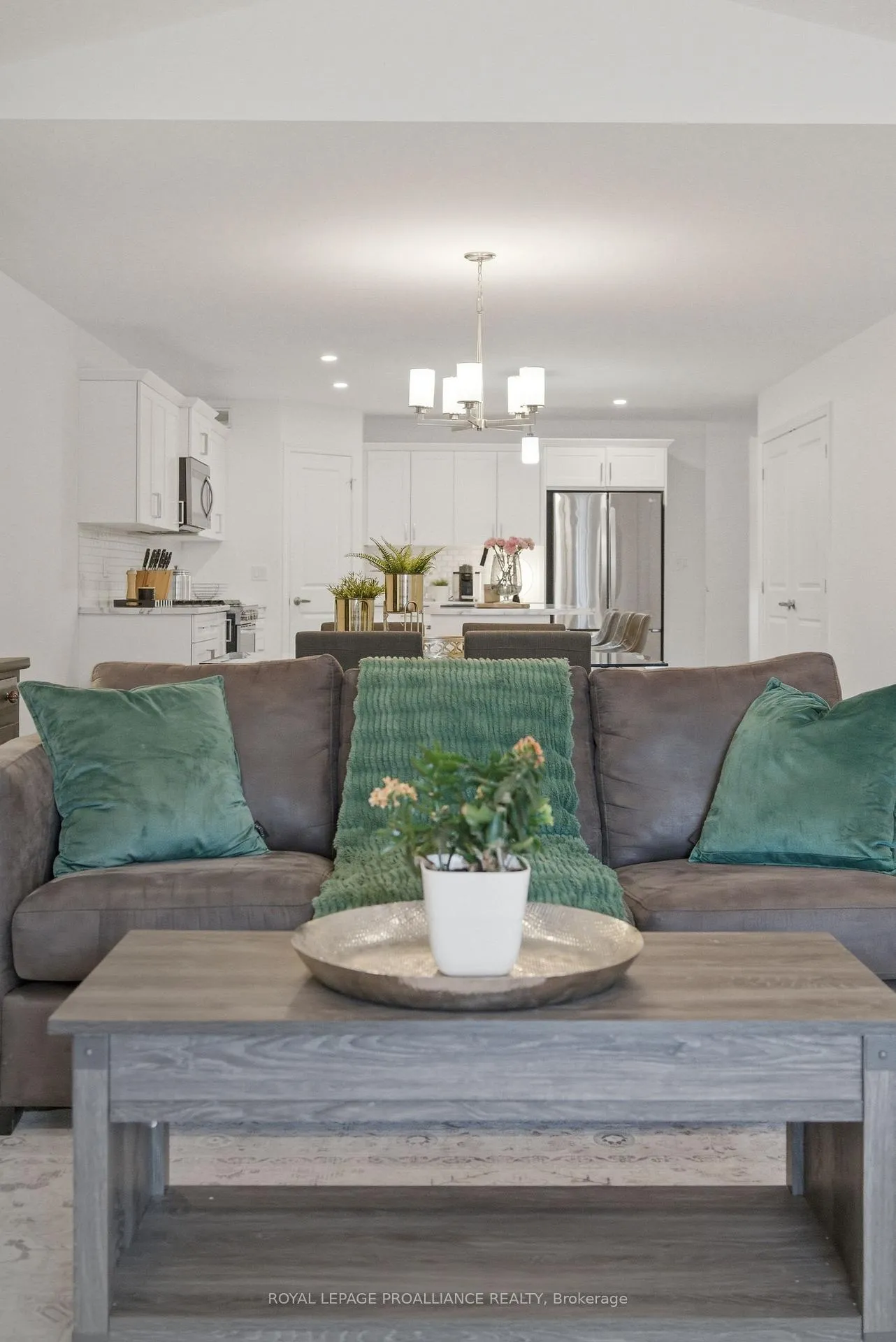 Photo 17 of 100 Dewal Place, Belleville, Belleville Ward — HOMEH