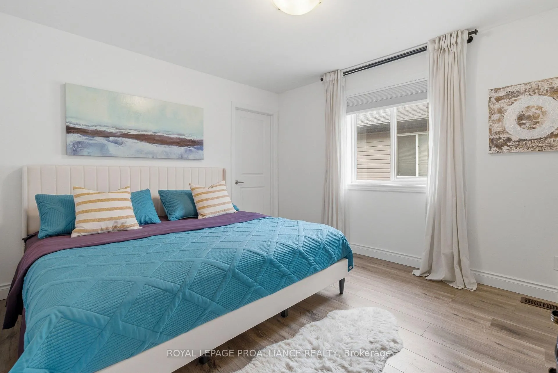 Photo 20 of 100 Dewal Place, Belleville, Belleville Ward — HOMEH