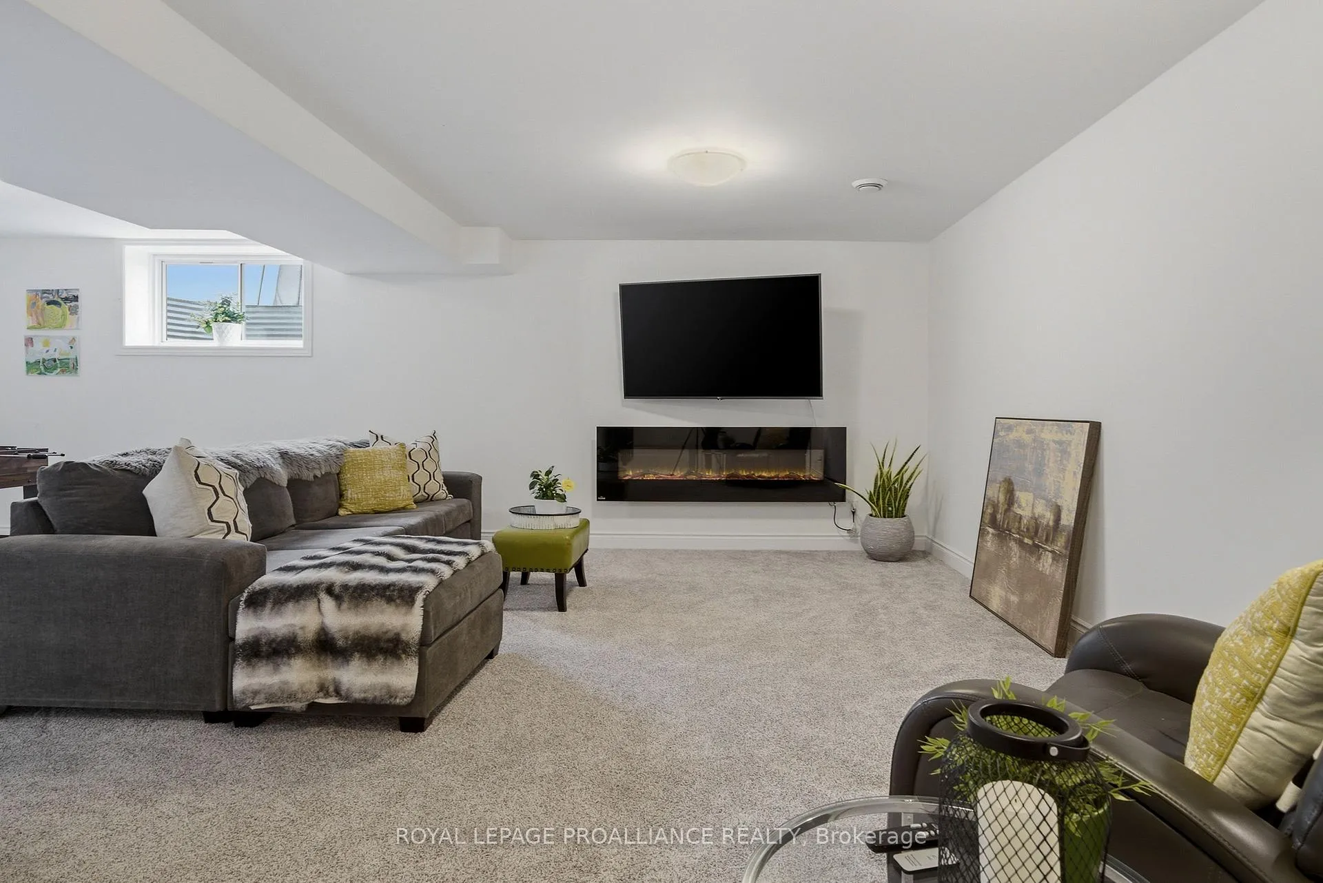 Photo 22 of 100 Dewal Place, Belleville, Belleville Ward — HOMEH