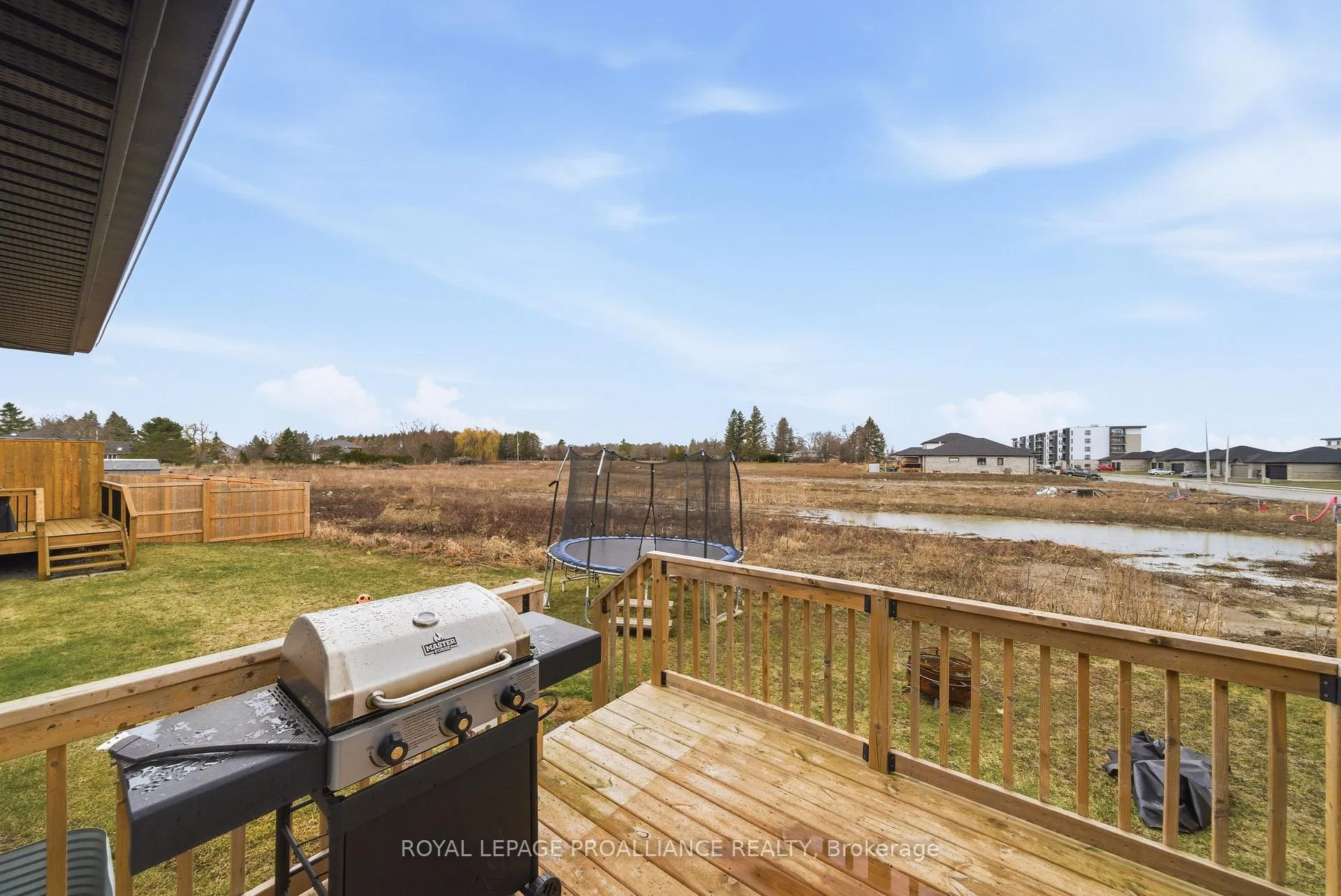 Photo 32 of 100 Dewal Place, Belleville, Belleville Ward — HOMEH