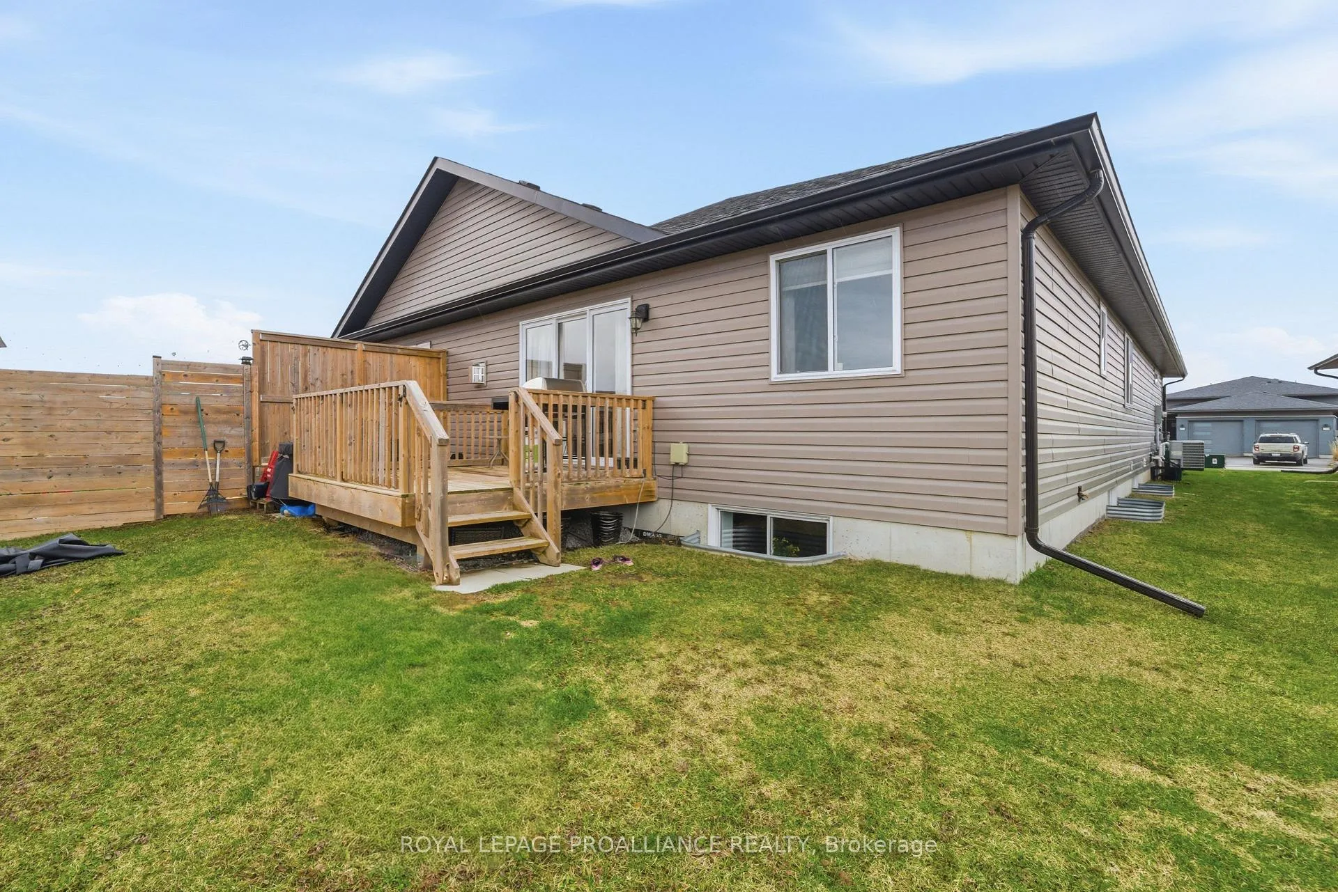 Photo 34 of 100 Dewal Place, Belleville, Belleville Ward — HOMEH