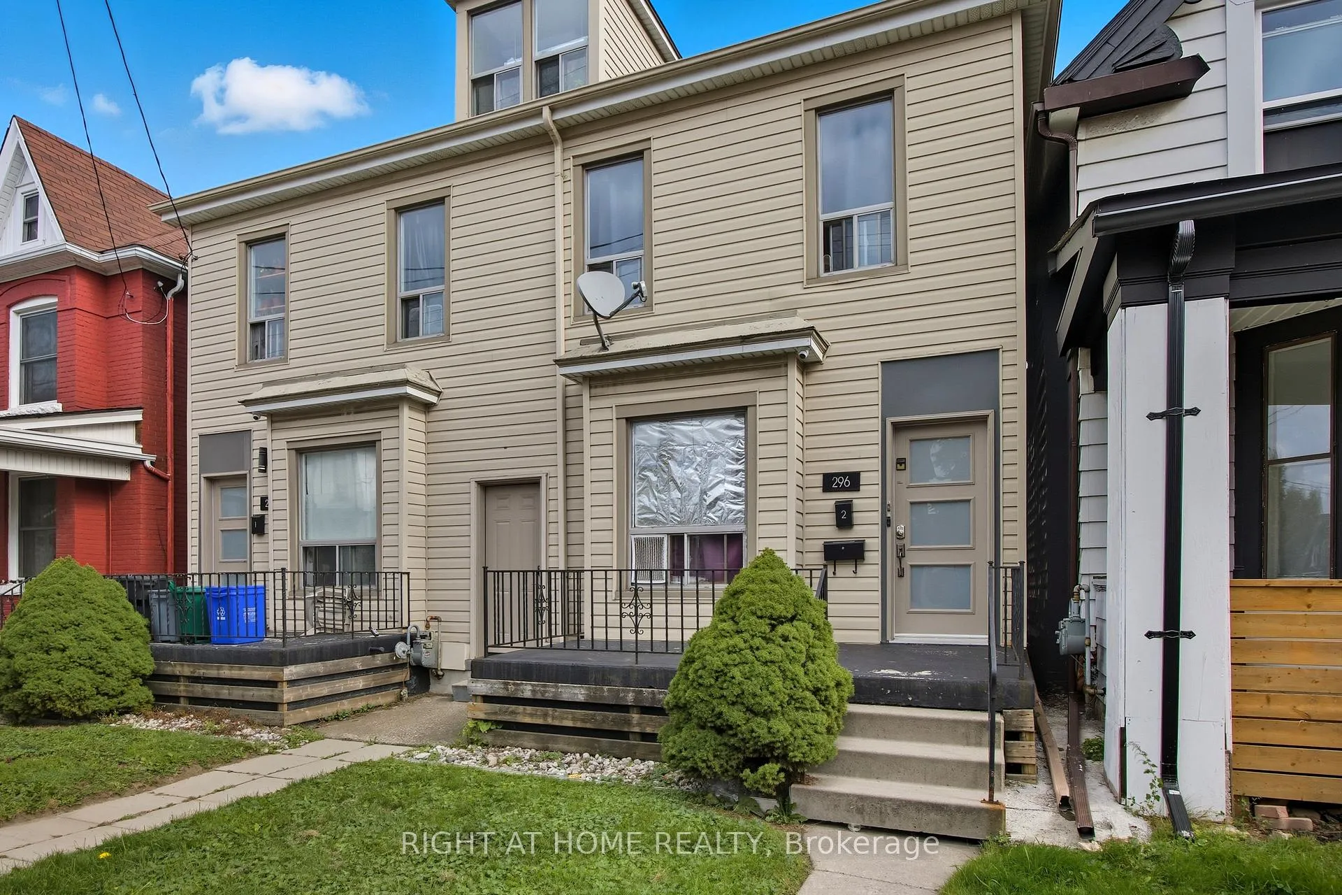 Photo 11 of Unit 1, 298 Emerald Street N, Hamilton, Landsdale — HOMEH